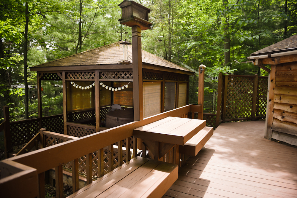 Seneca Lakefront Cabin & Beach Cottage Cabins for Rent in Rock Stream