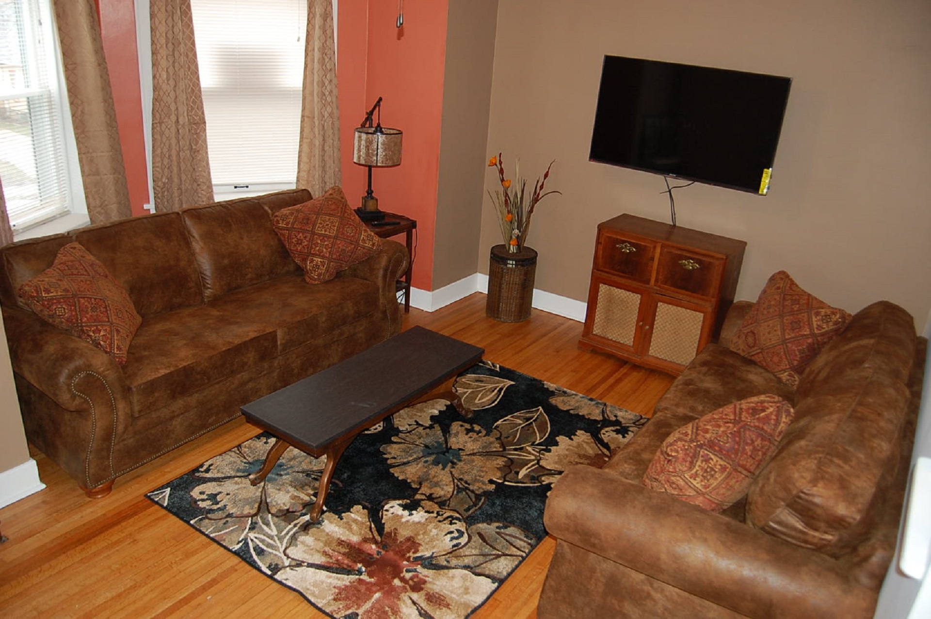 Day Street Suites #2 Decorah, IA