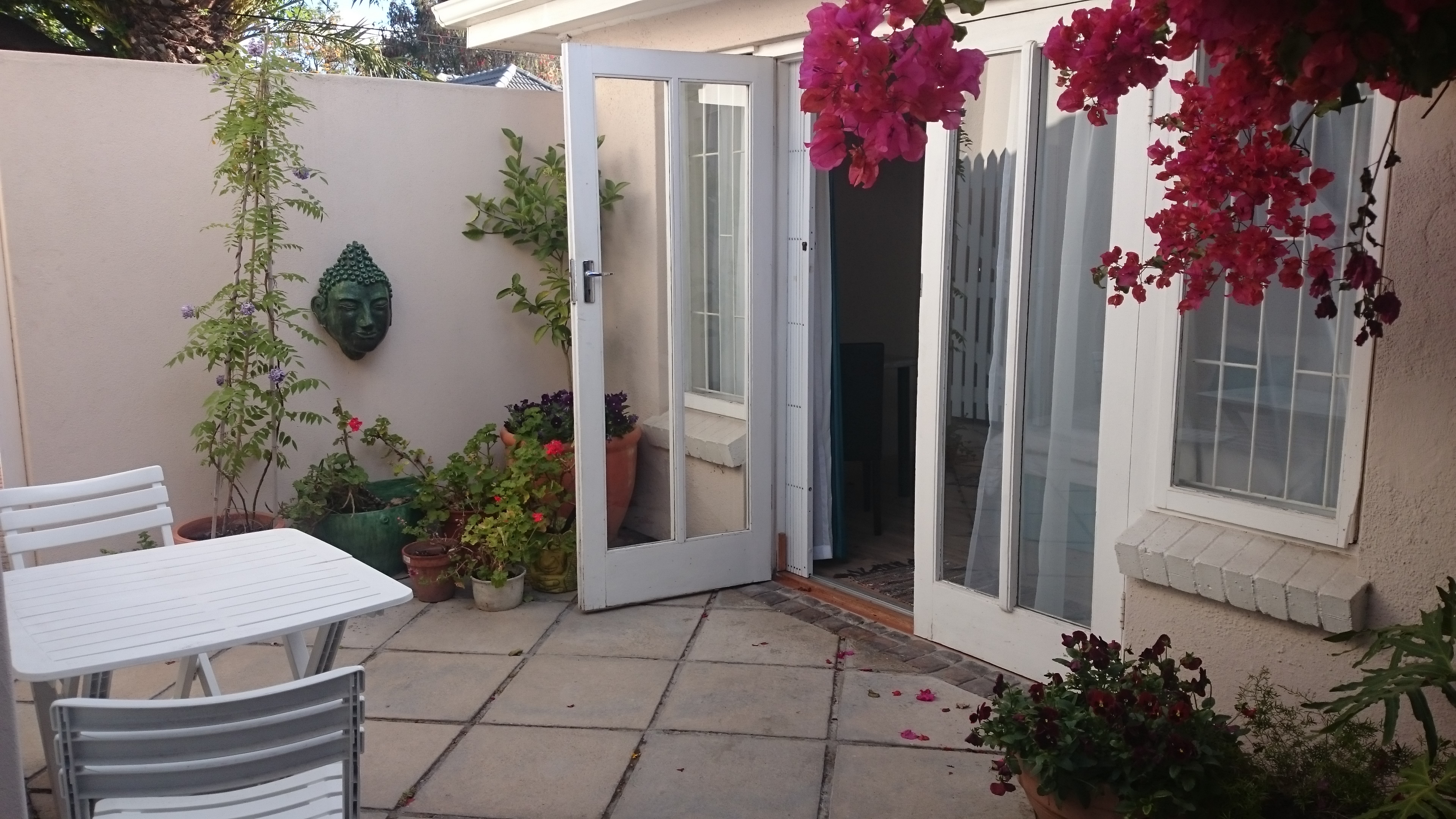 Garden flat with separate entrance