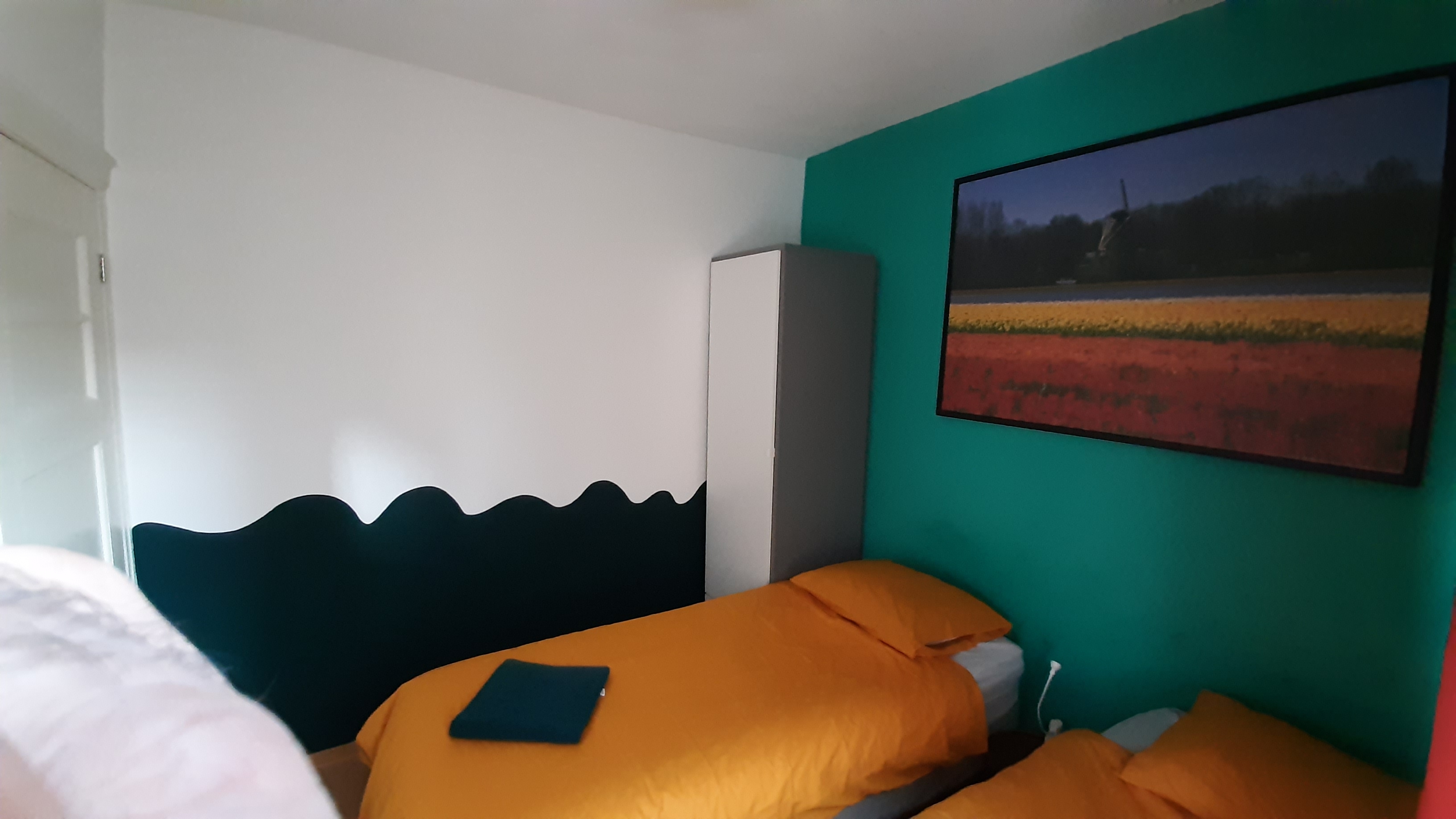 Room Nicole: (not for parties) โ Amsterdam stay