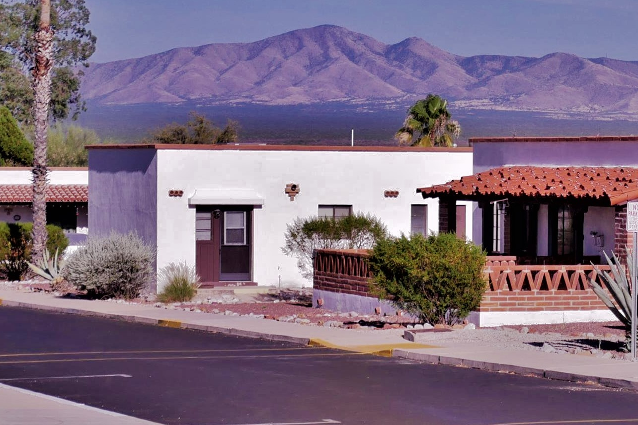 Mountain views from bright Green Valley villa
