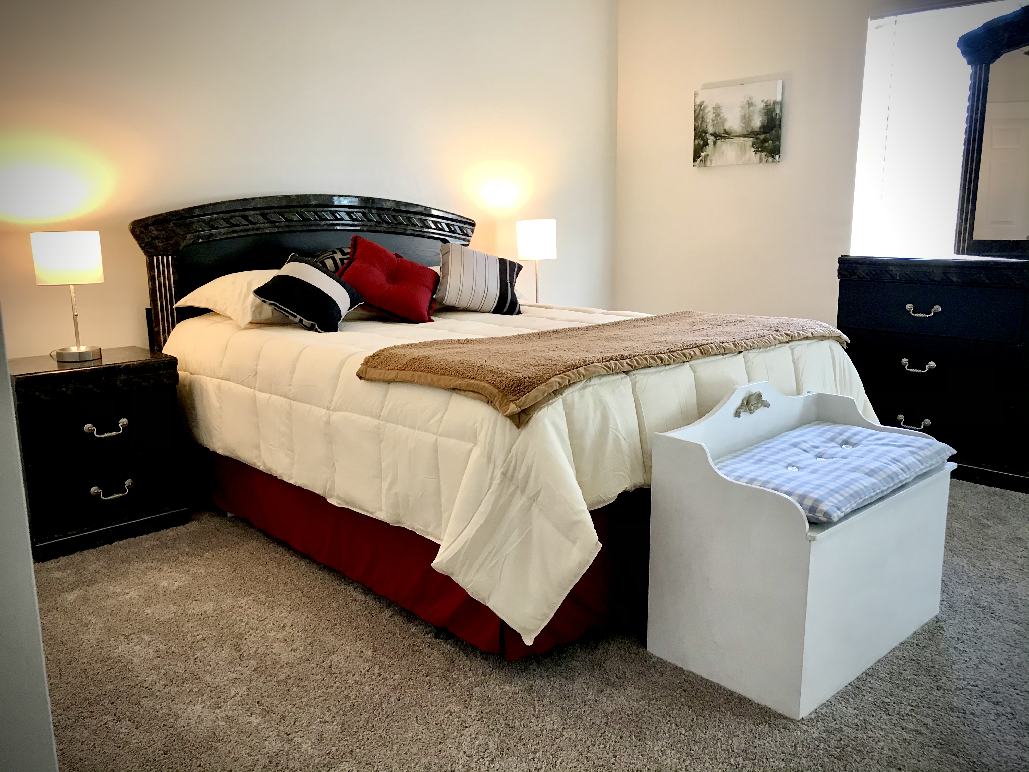 Rock Inn - Room No. 3 - Master w/Queen Bed