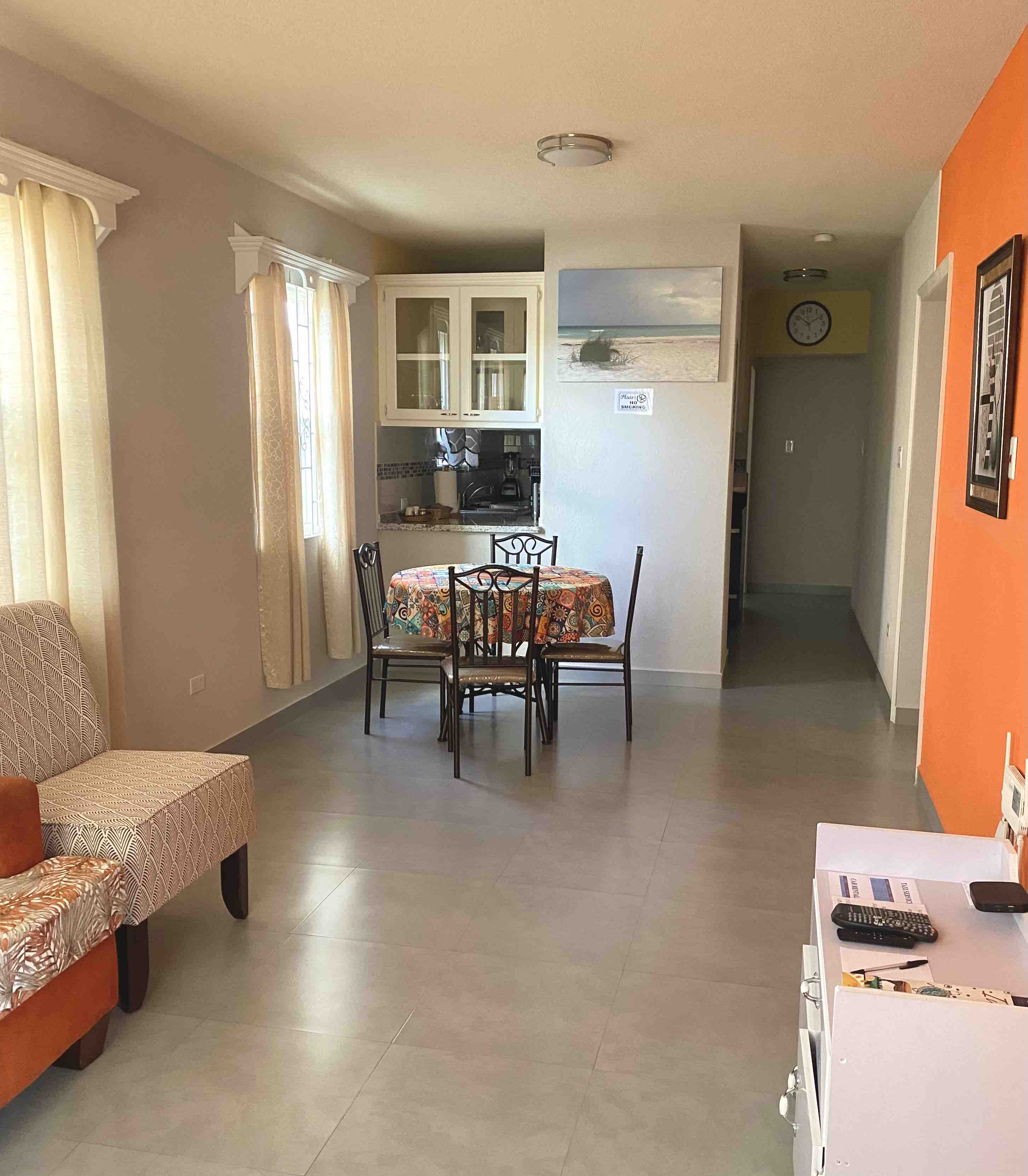 Elreta A is newly built,clean,cozy and sleeps 1-4.