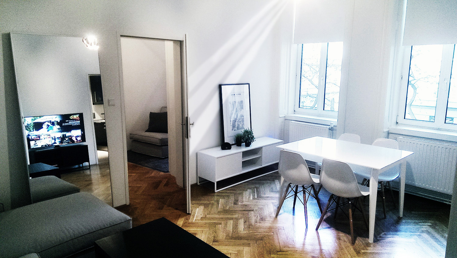 Walking distance to city center!