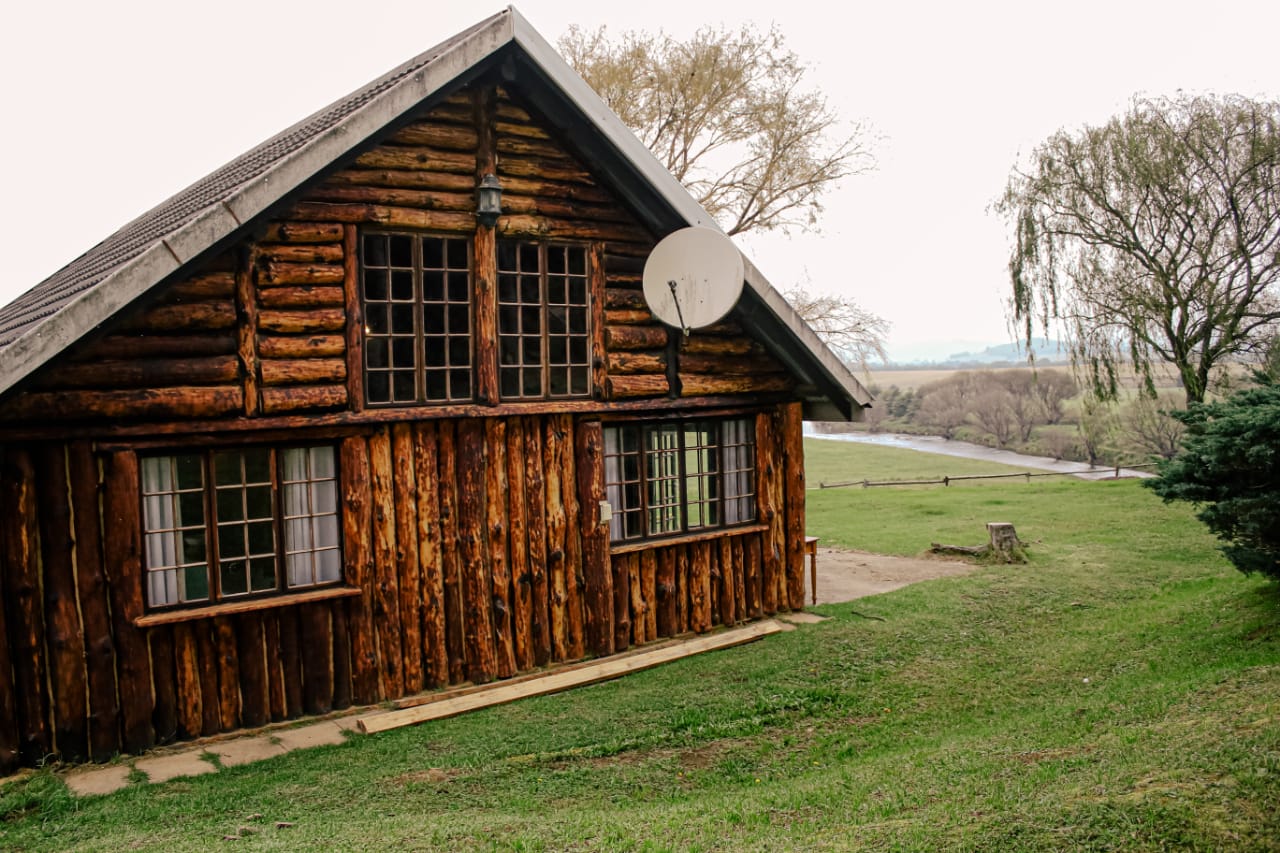 the-log-cabin-cabins-for-rent-in-underberg-kwazulu-natal-south