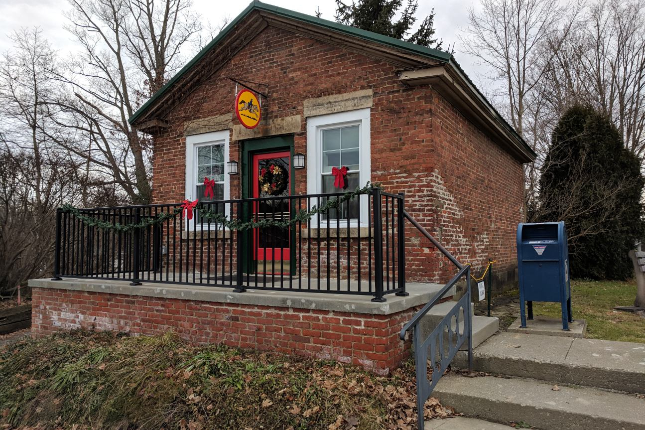The Old Postal Cottage Tiny houses for Rent in Parkman, Ohio, United States Airbnb