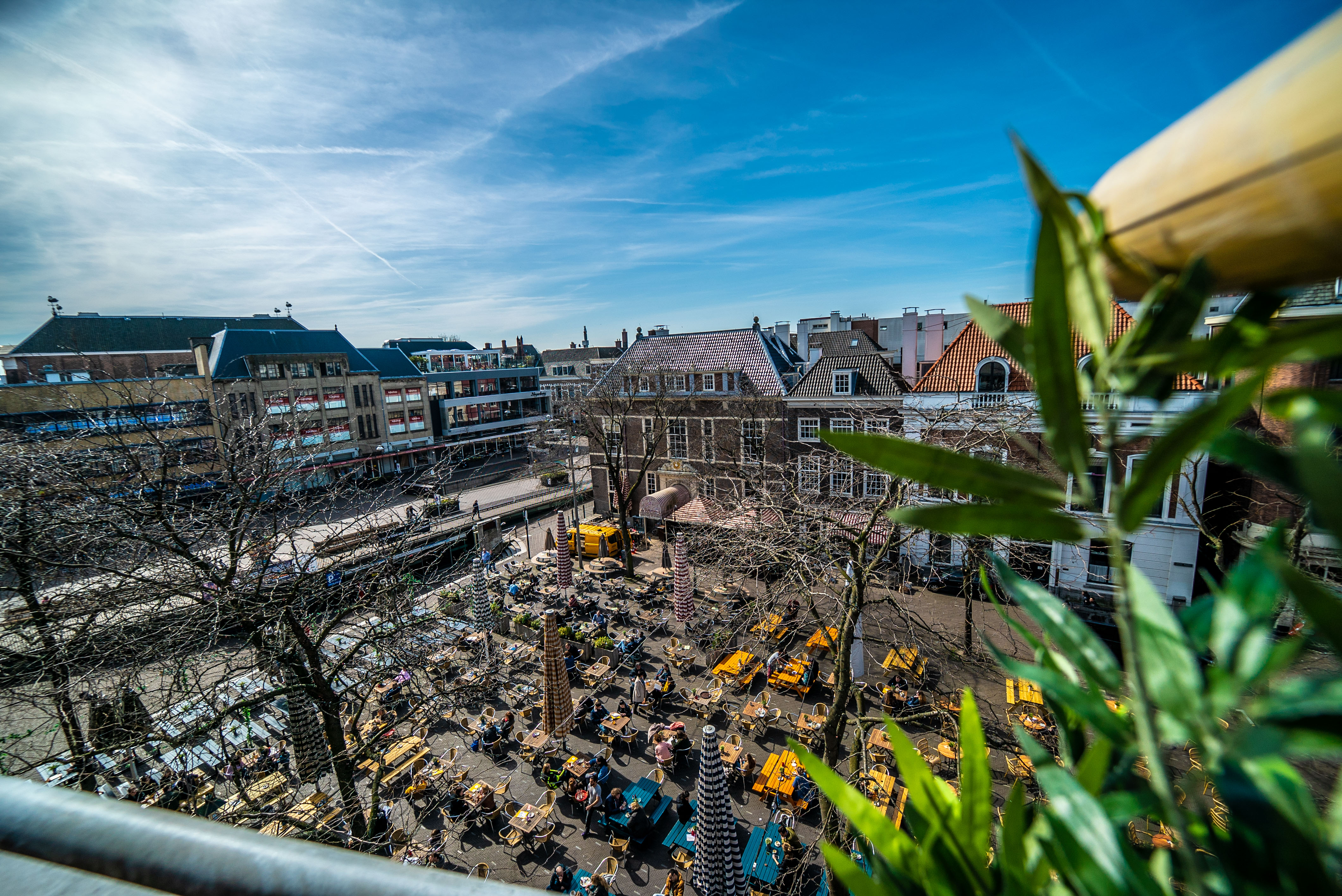 Penthouse room for three on the Grote Markt! — The Hague stay