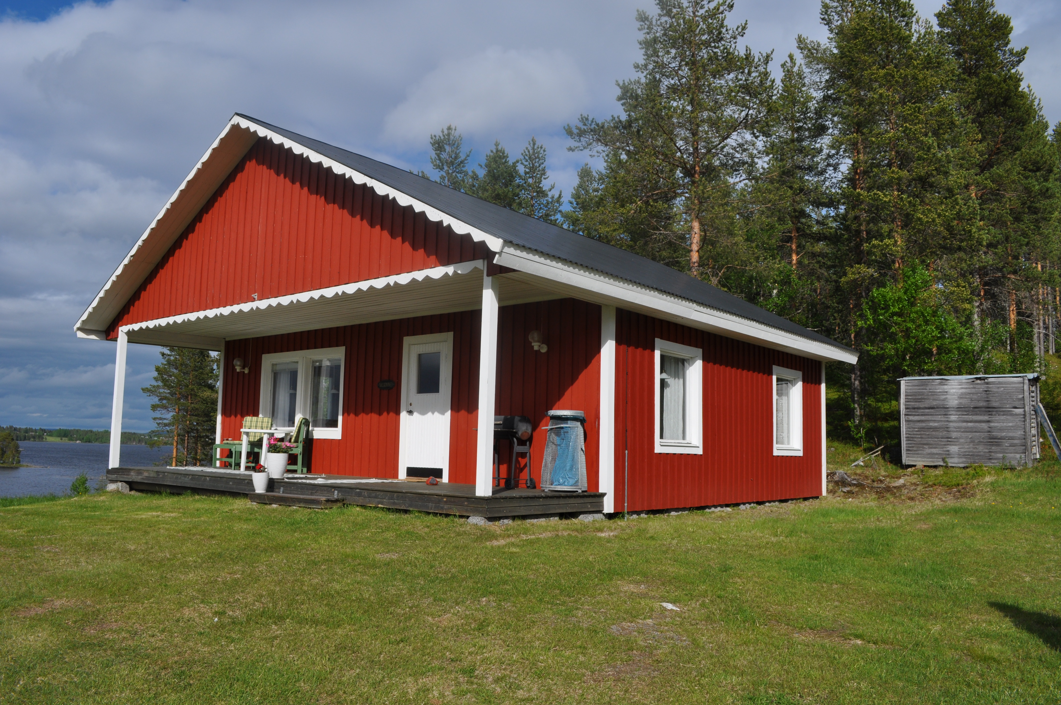 Wilderness Life i Swedish Lapland, Auktsjaur. Foto Erika Forsberg. Nu startar ett nytt fretag sin verksamhet i Auktsjaur, 20 km norr om Wilderness Life i Swedish Lapland - Arvidsjaurs kommun