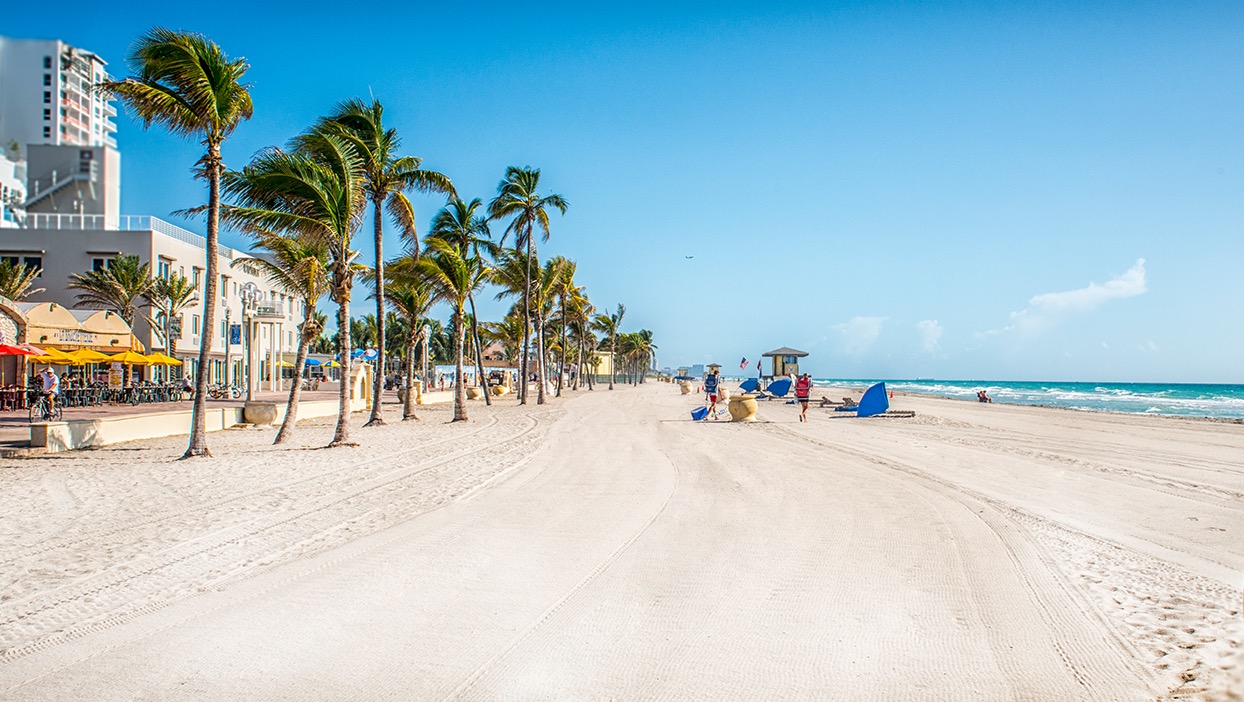 DEPARTAMENTO 2 CUARTOS 2 BAÑOS DE LUJO EN MIAMI in Hallandale Beach, Broward County