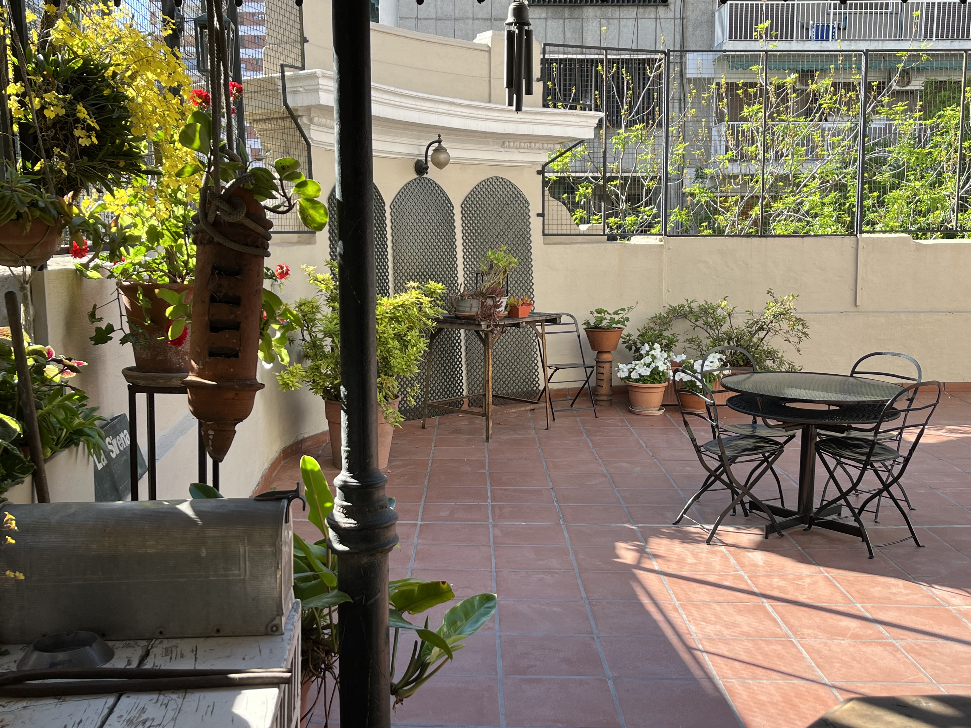 3Discover this sunny&huge room with aSÚPER terrace