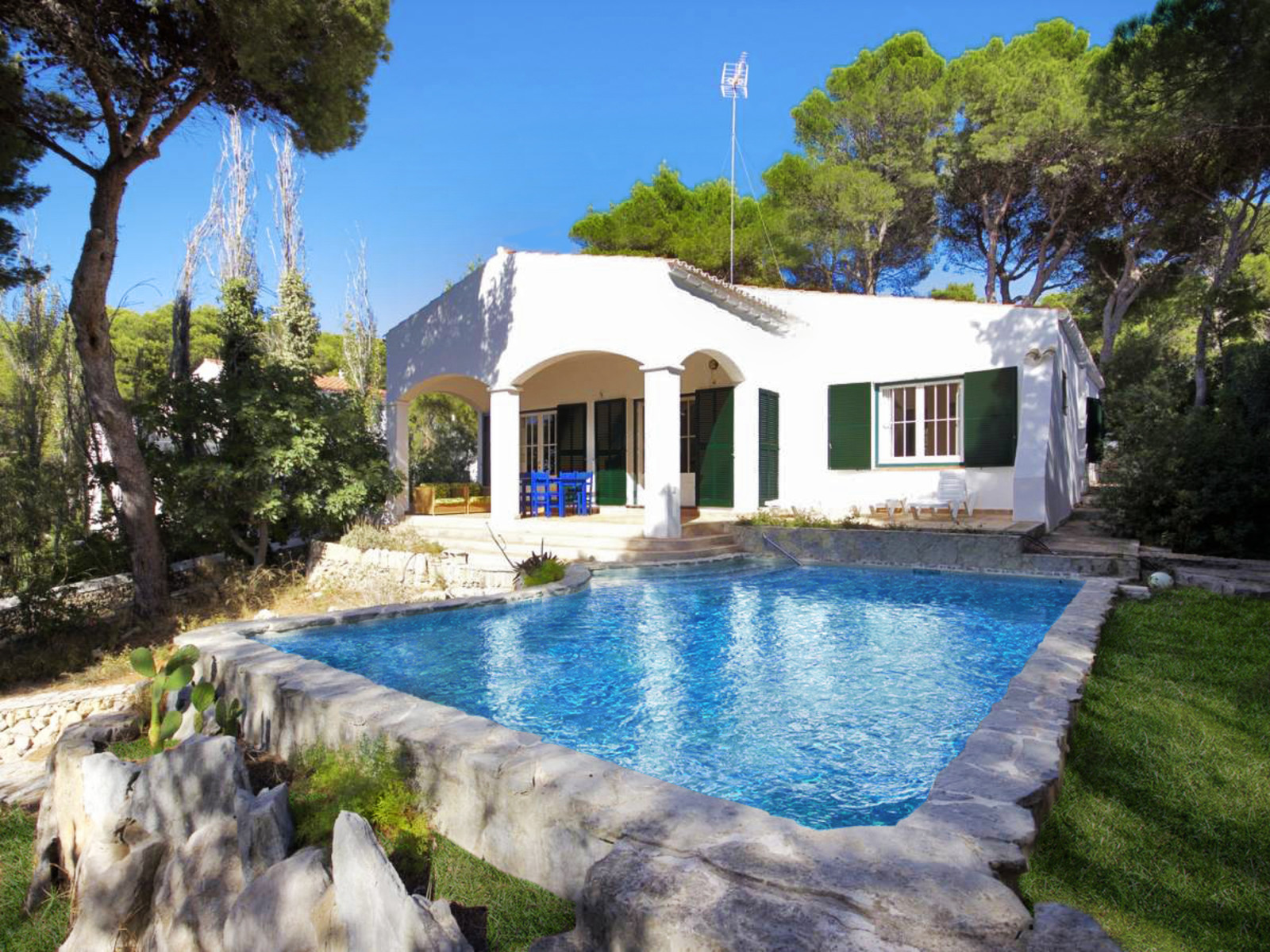 ❤️Charming Chalet ❤️Private pool & free WiFi