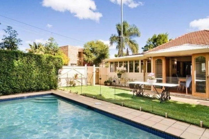 Comfortable family home with off-street parking