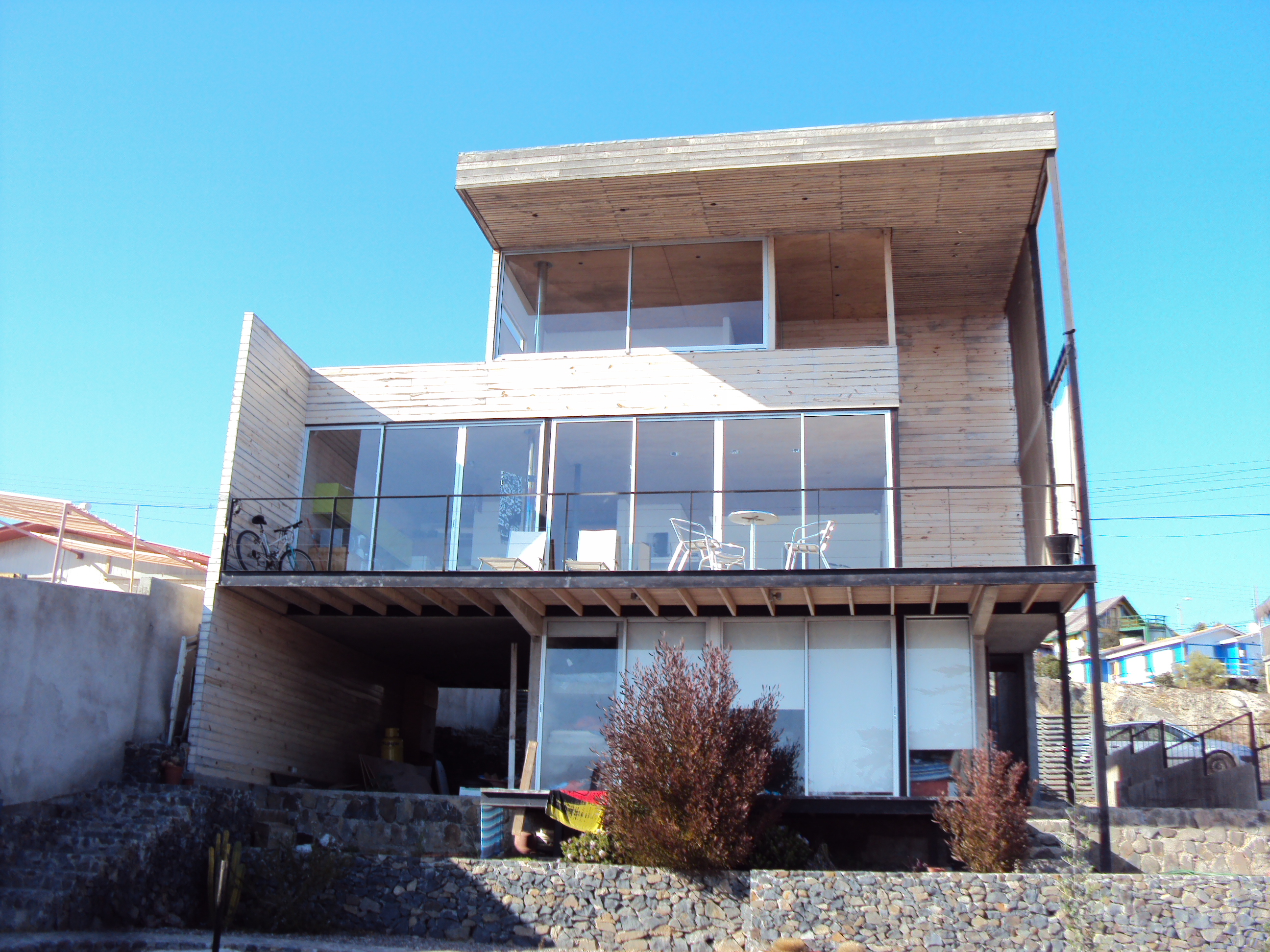 Beach house with ocean view and garden