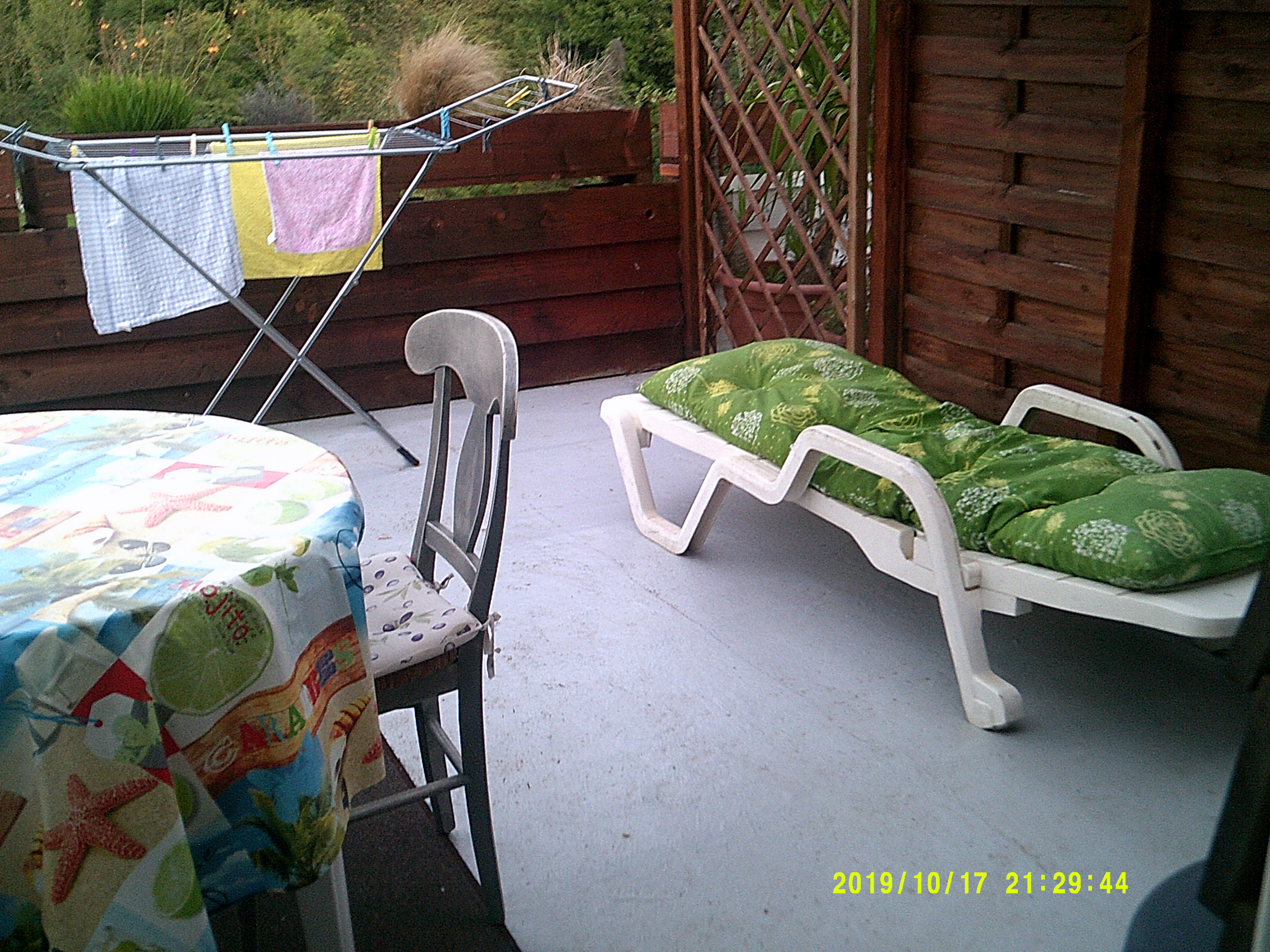 5/10 mn walk to the thermal baths with terrace