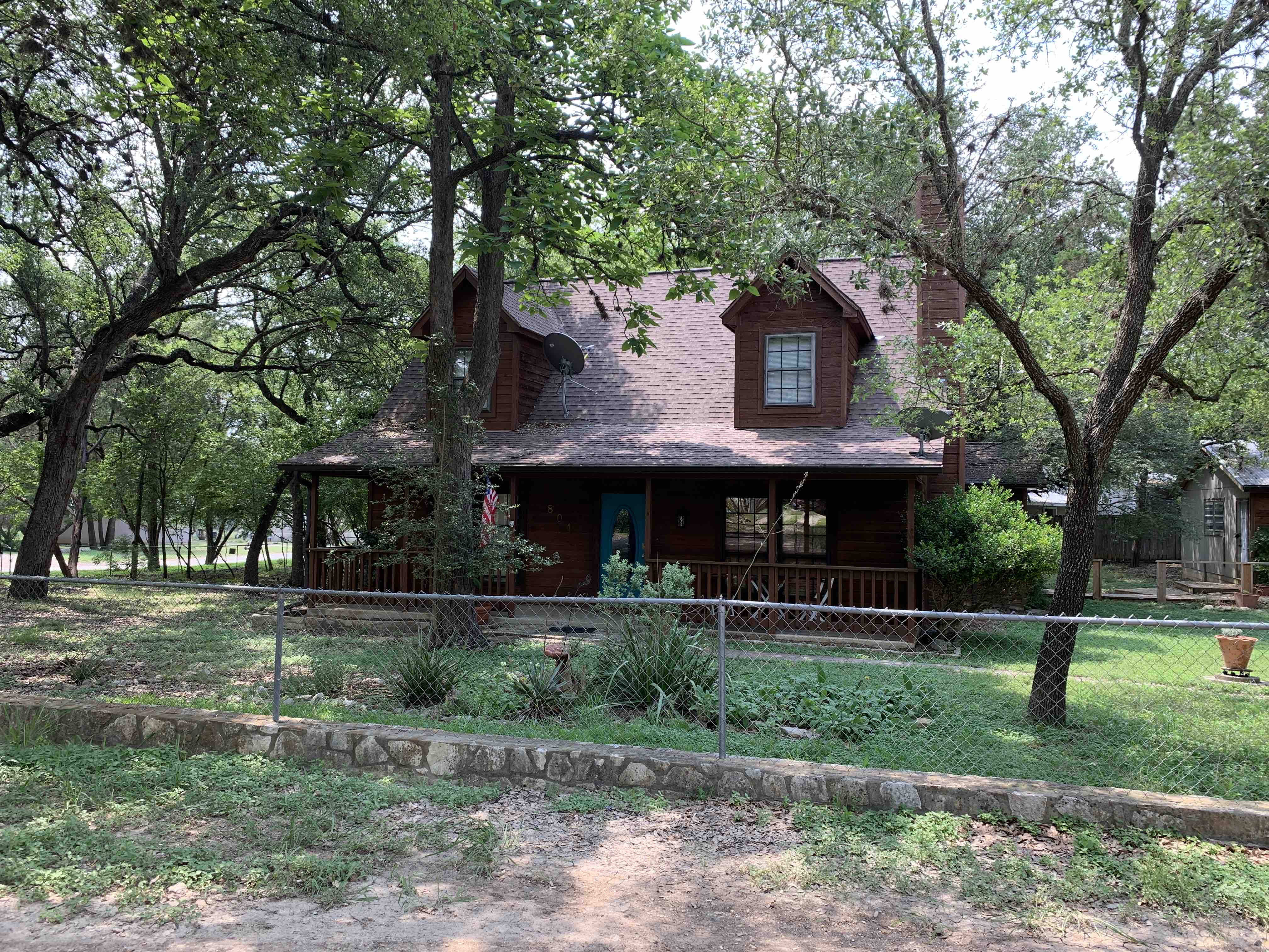Cabin in the Woods; Near beautiful Blanco River Houses for Rent in