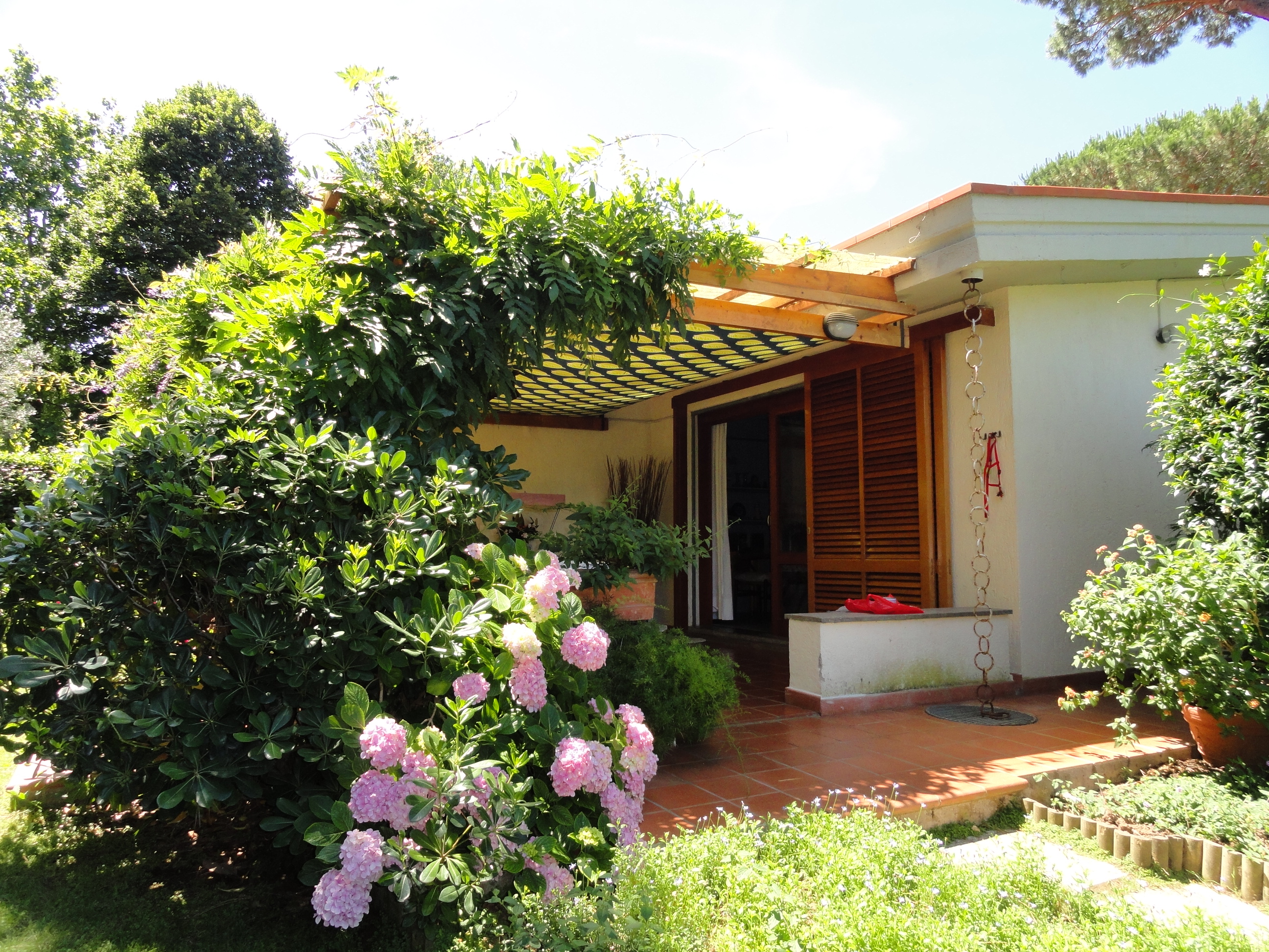 LA BRICIOLA - Villa with garden near the sea