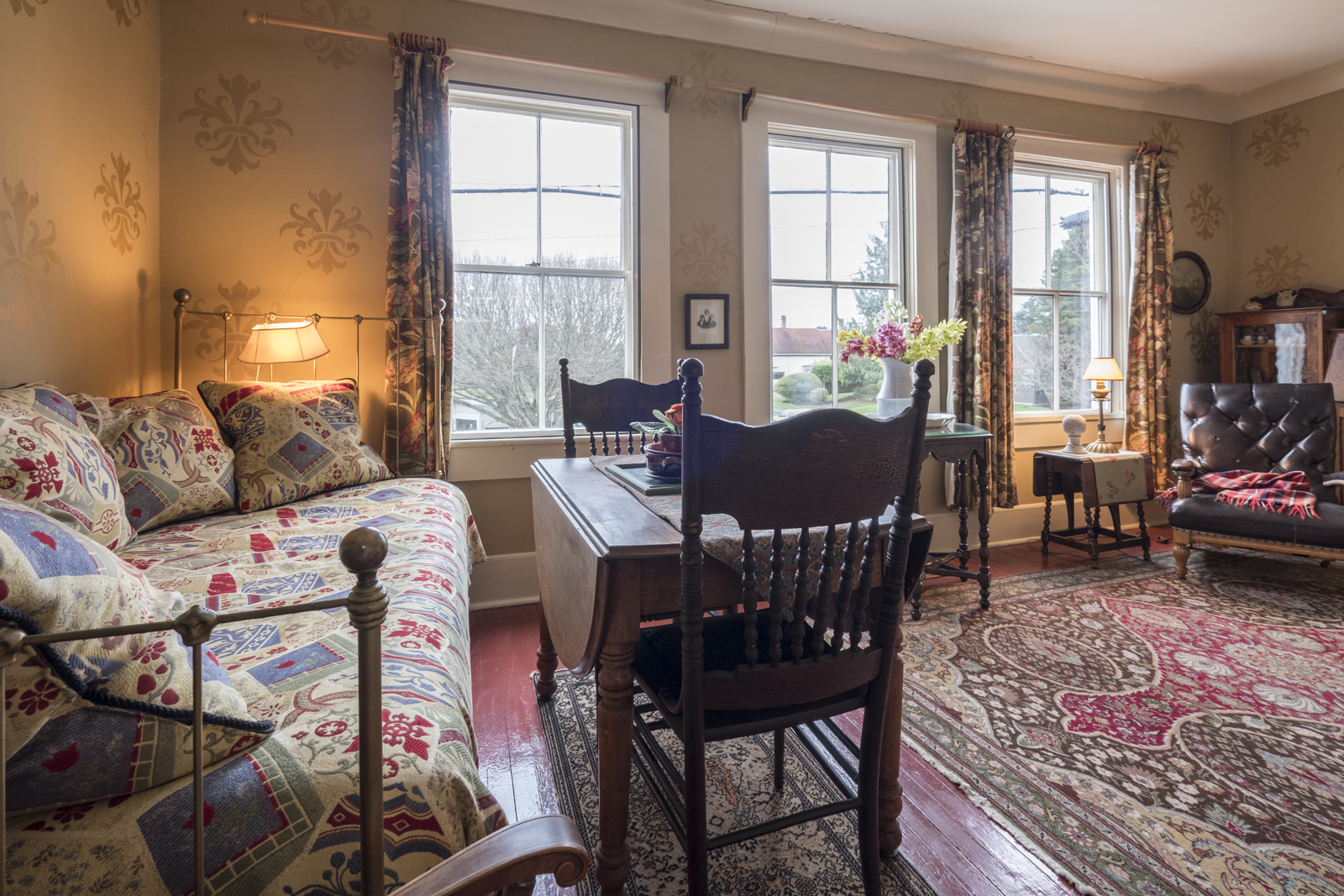 Uptown Victorian Apartment Apartments for Rent in Port Townsend