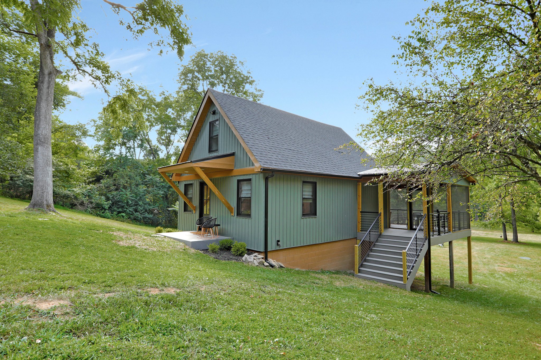 Little Green Cabin on the River Cabins for Rent in Maurertown