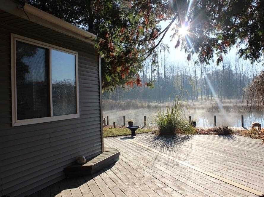 Sunshine Cottage on Crooked River Alanson, MI Cottages for Rent in
