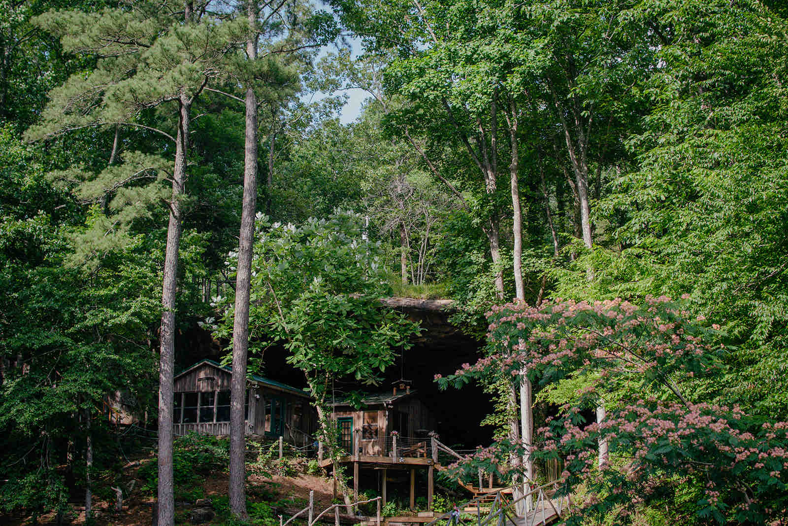 Smith Lake Cave with waterfalls & more Caves for Rent in Houston