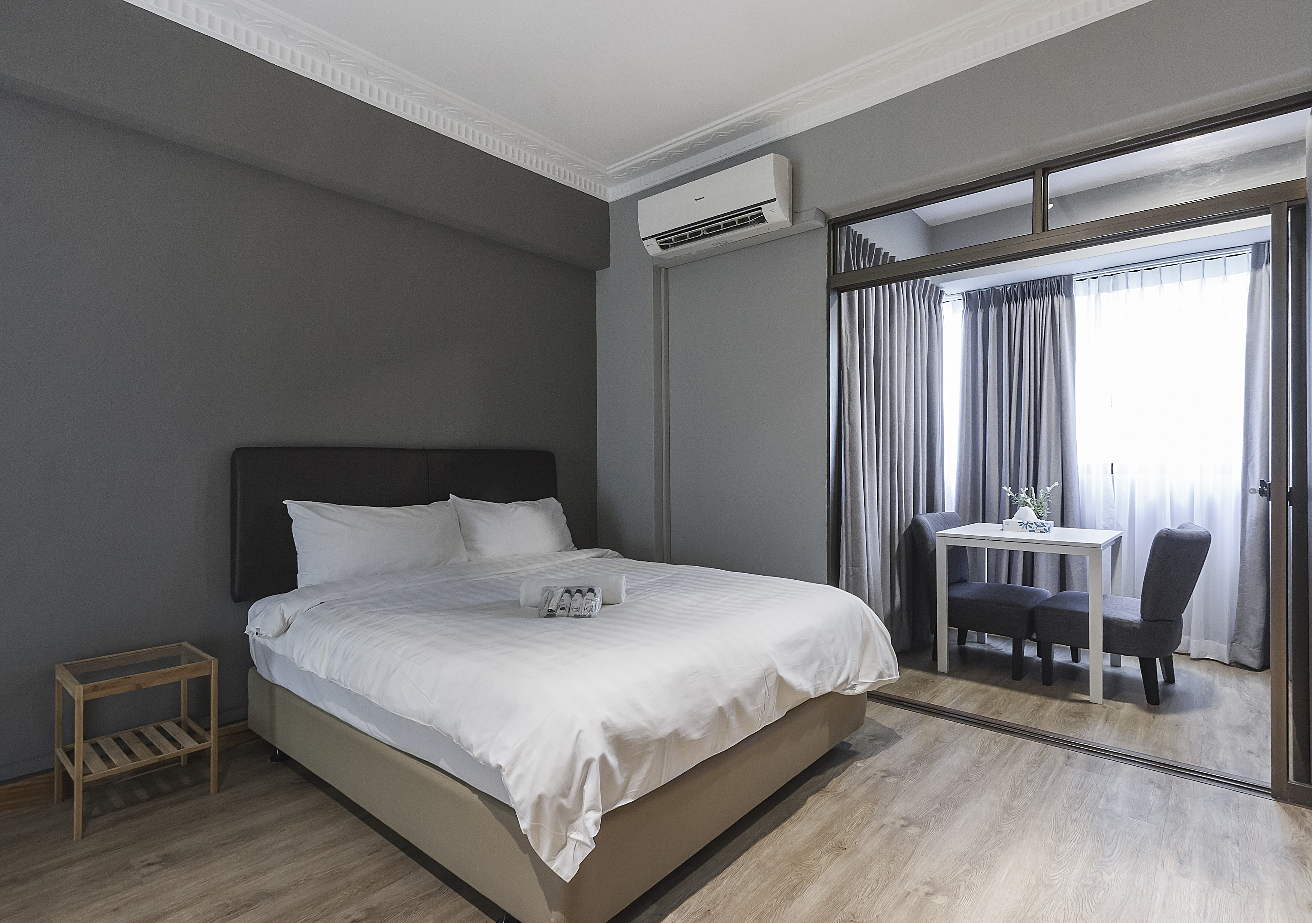 Premium Studio In Orchard Road (350 sqft)