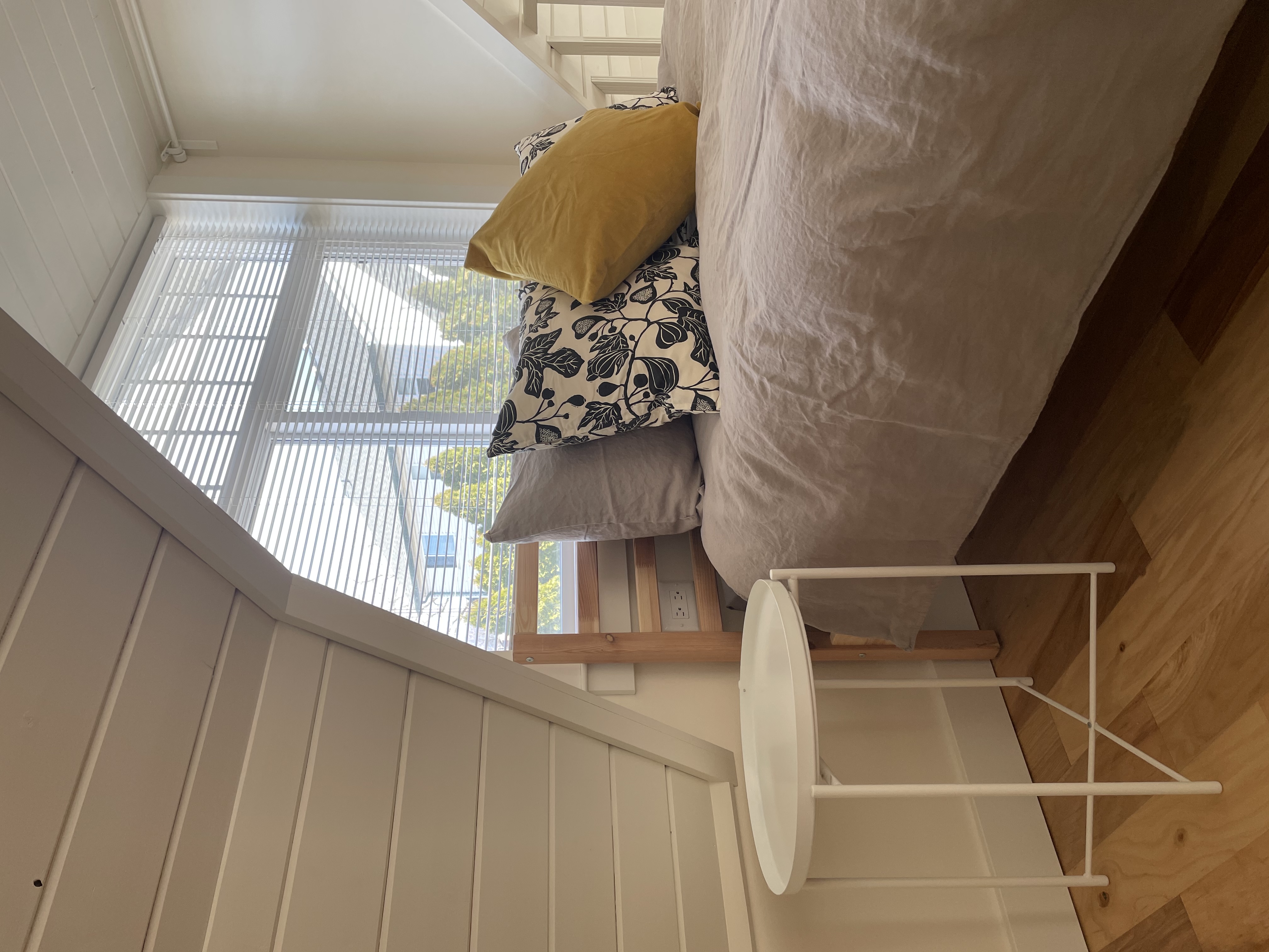 Entire free-standing, loft style, guesthouse.