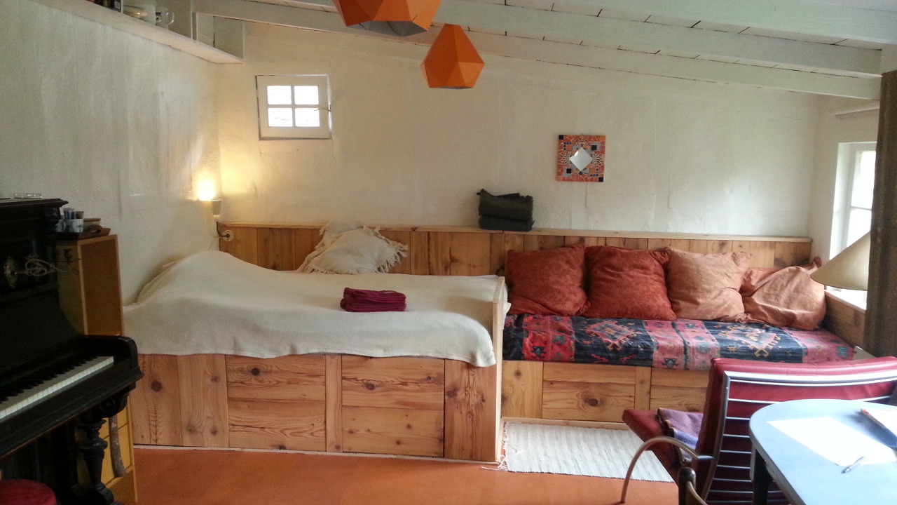 Cosy Amstel guestroom +garden, free parking/bikes