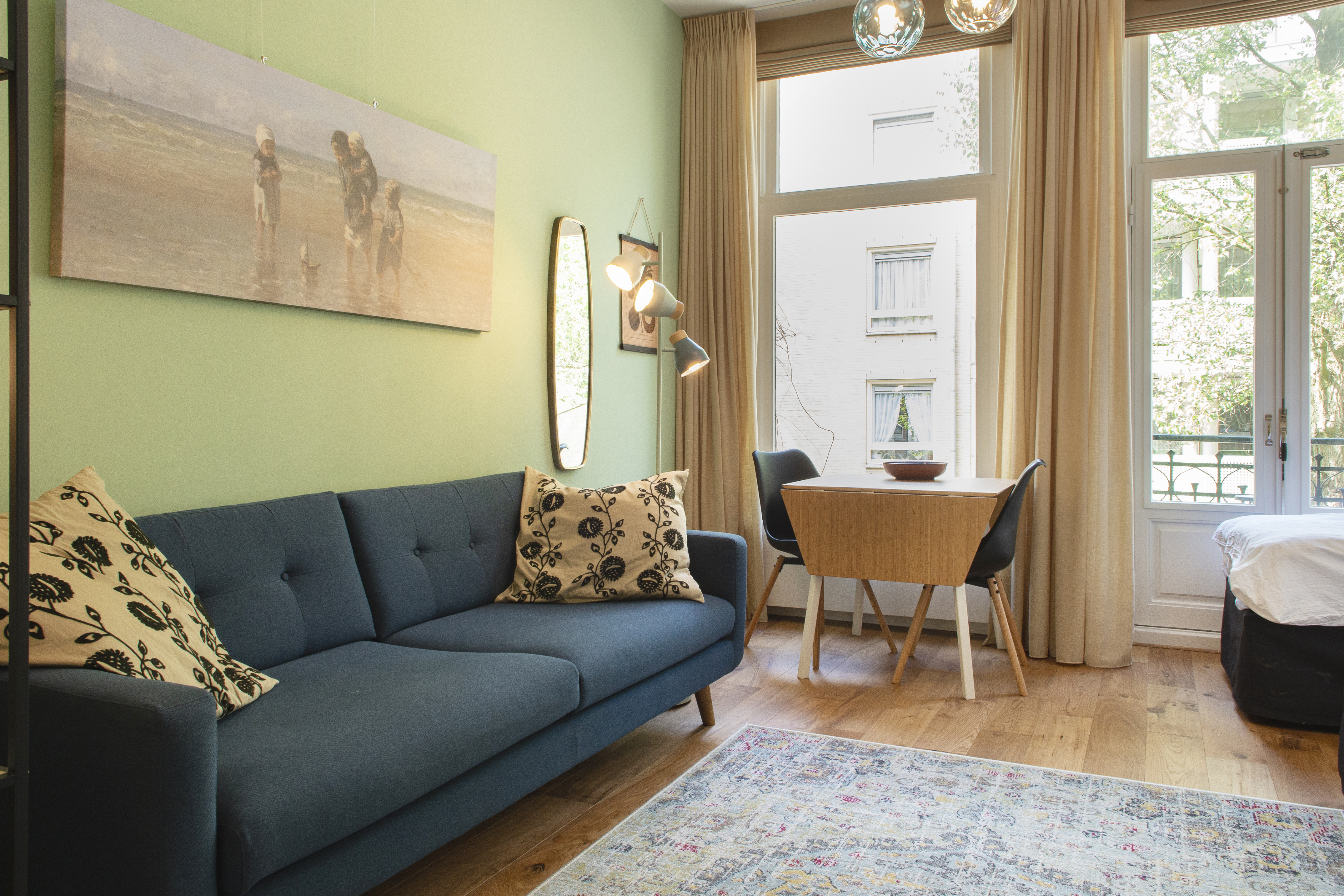 The Vrolikstraat Inn: Guestroom — Amsterdam stay