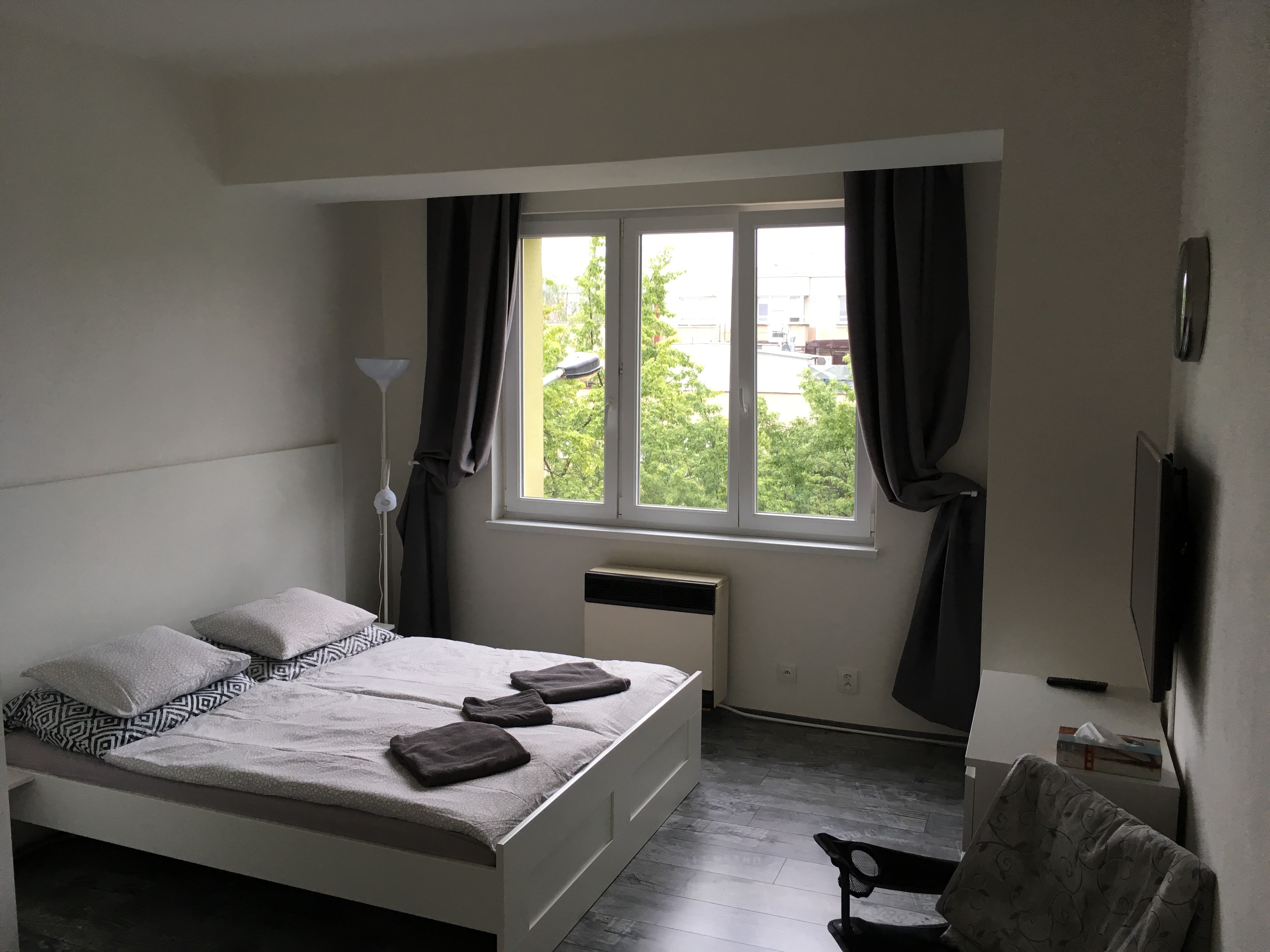 Apartment U METRA Close to the CITY Centre