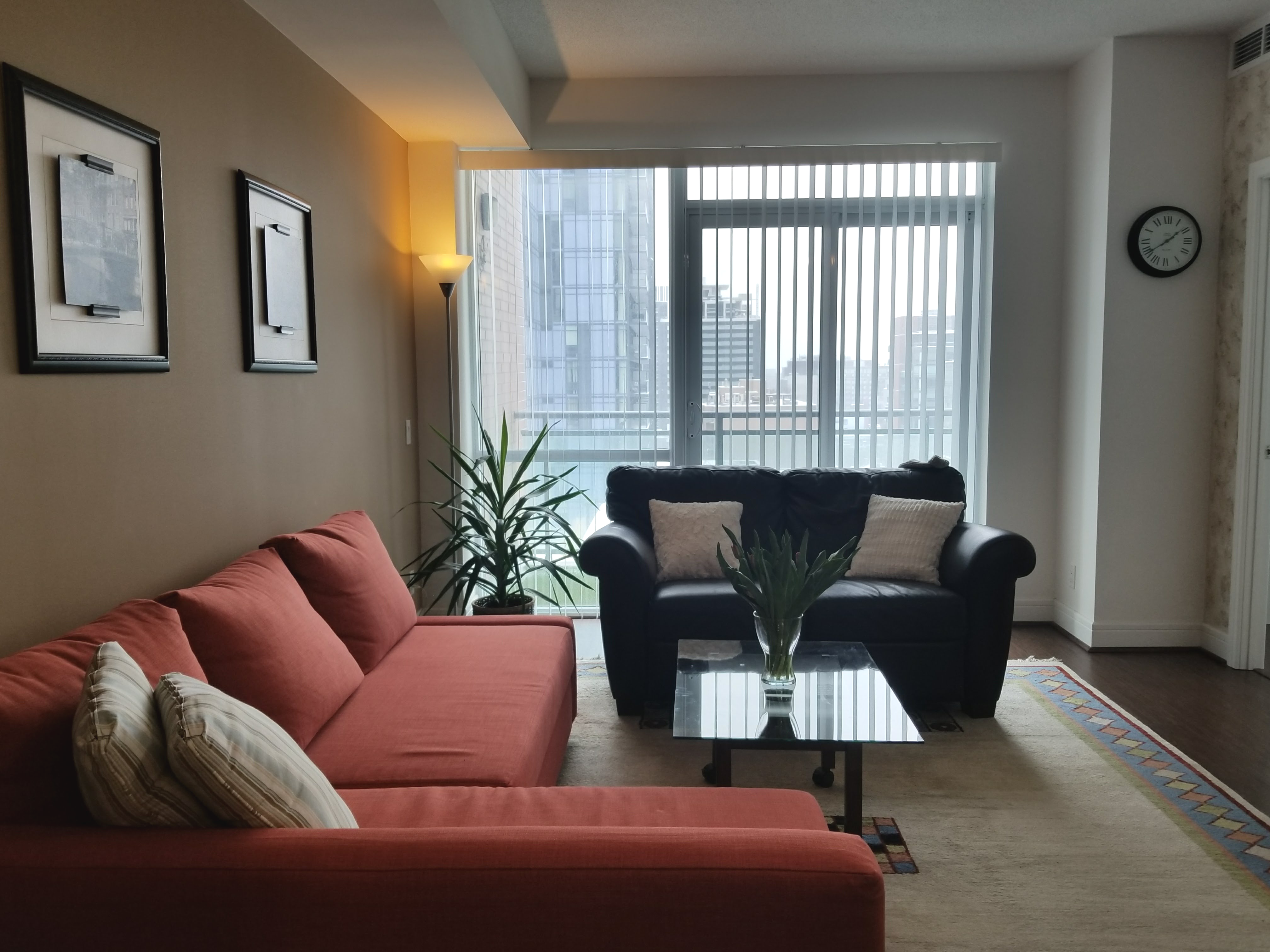 St Lawrence Market | DT Toronto | Free Parking|Gym