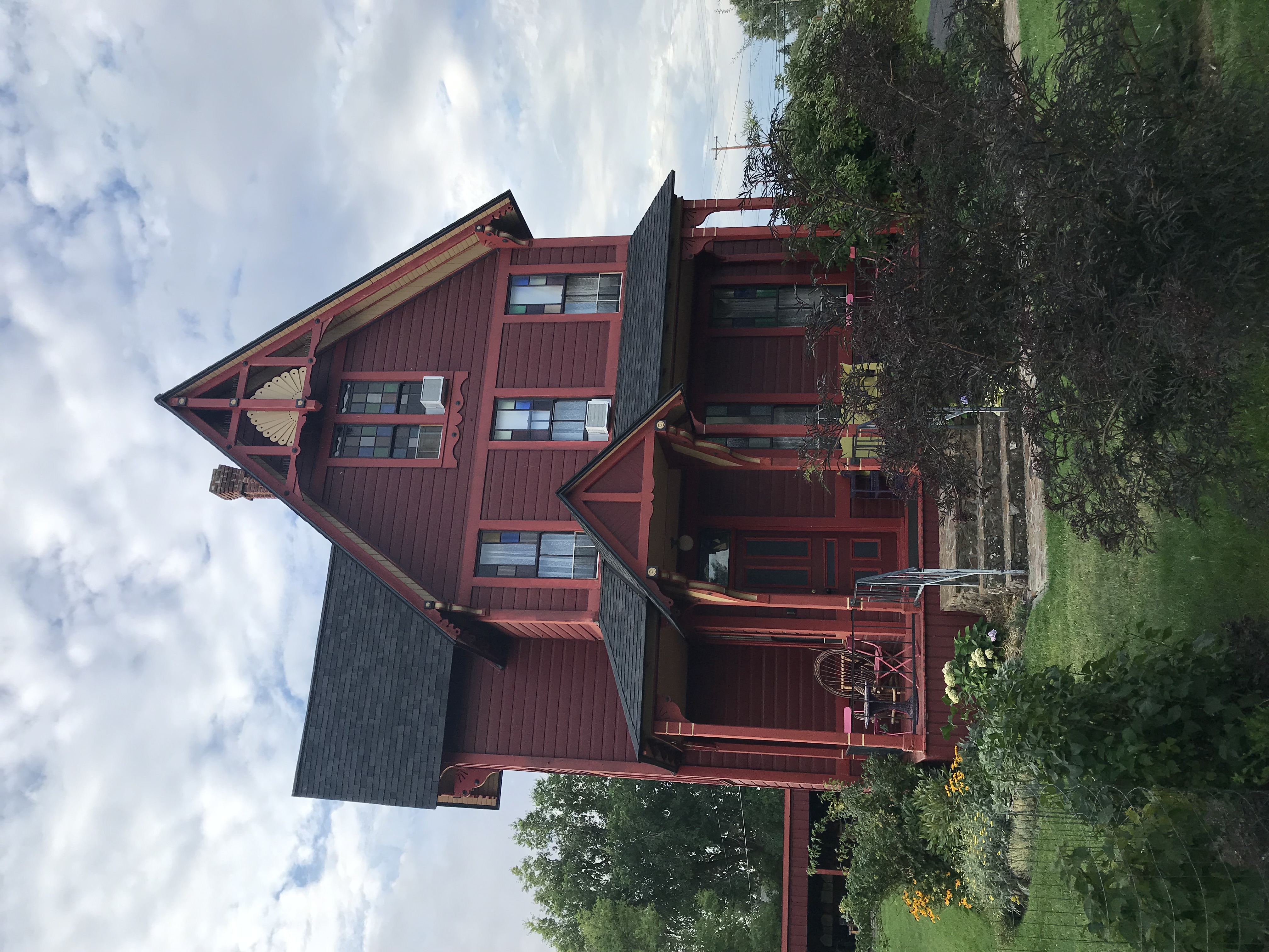 Charming And Eclectic Historic Red House Houses For Rent In Goldendale Washington United States Charming And Eclectic Historic Red House Houses For Rent In Goldendale Washington United States
