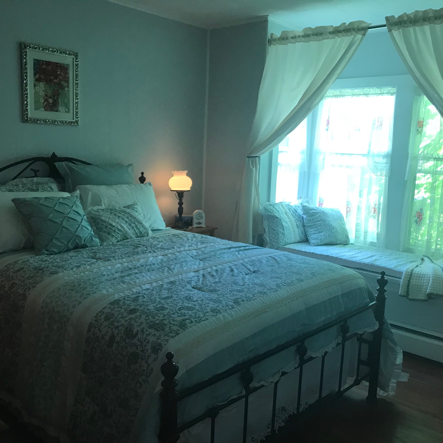 Bennington Guest Farmhouse 5 Bedrooms