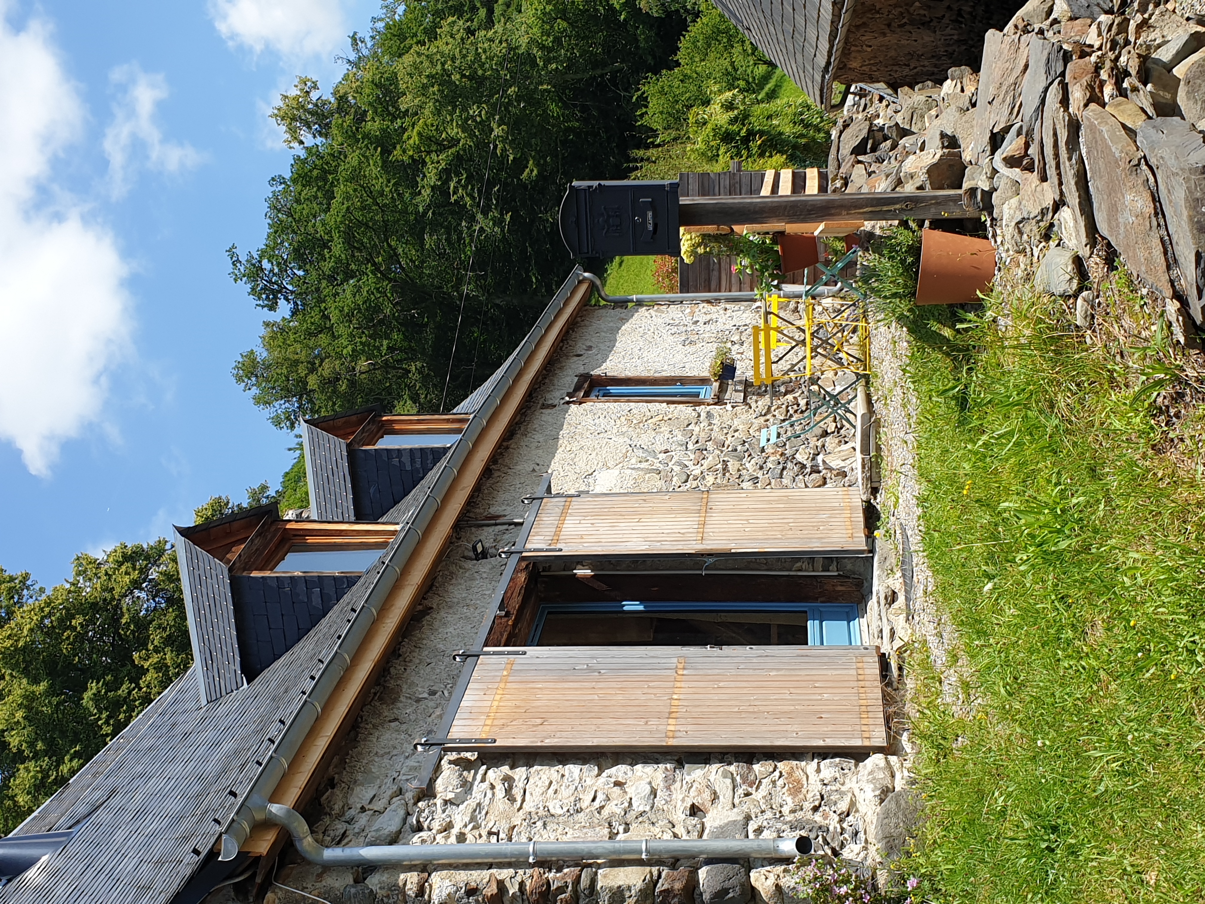 Lesponne: gite-grange 