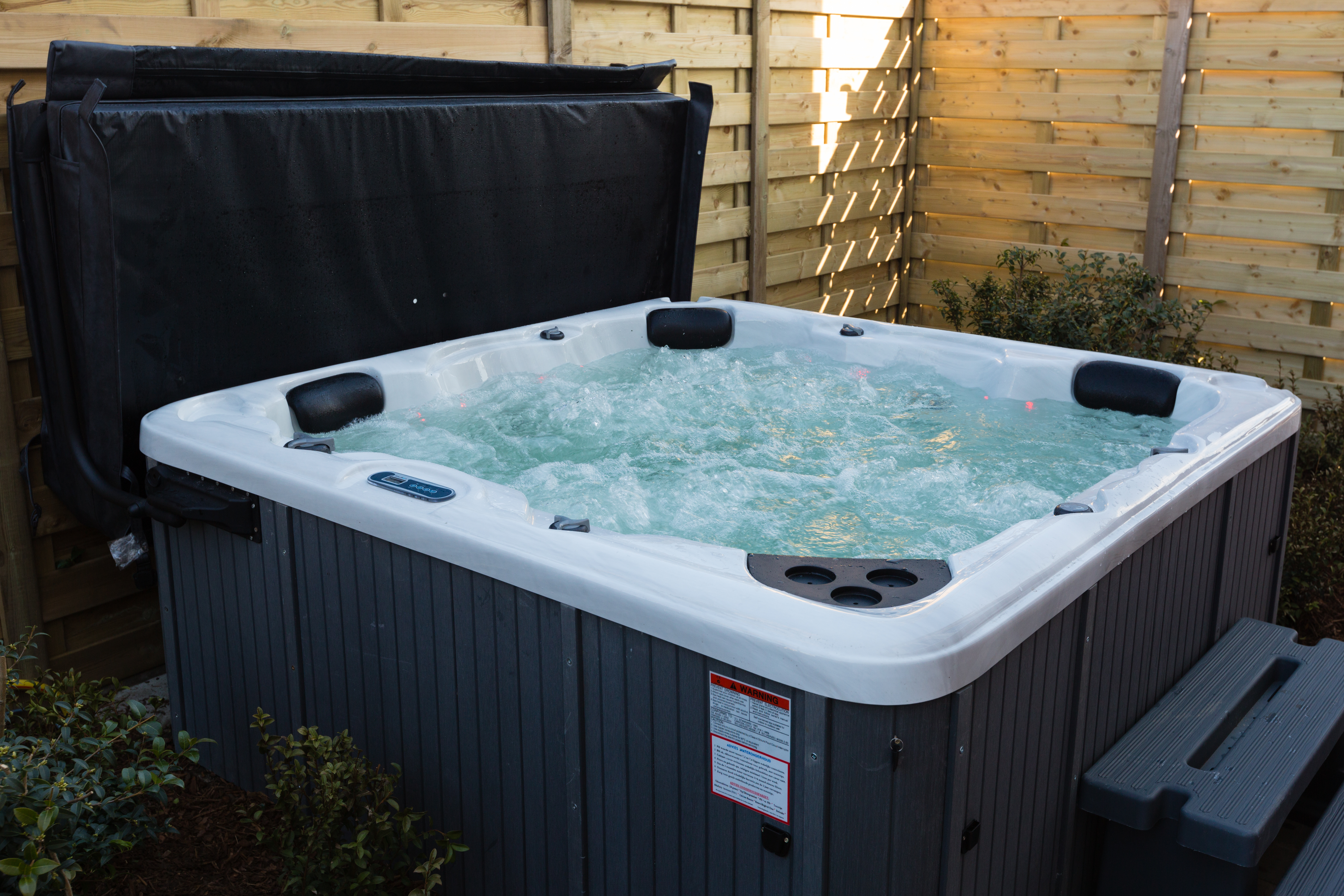 Villa With Jacuzzi Close To Centre And Sea 12pers Houses For Rent In Koksijde Vlaanderen Belgium