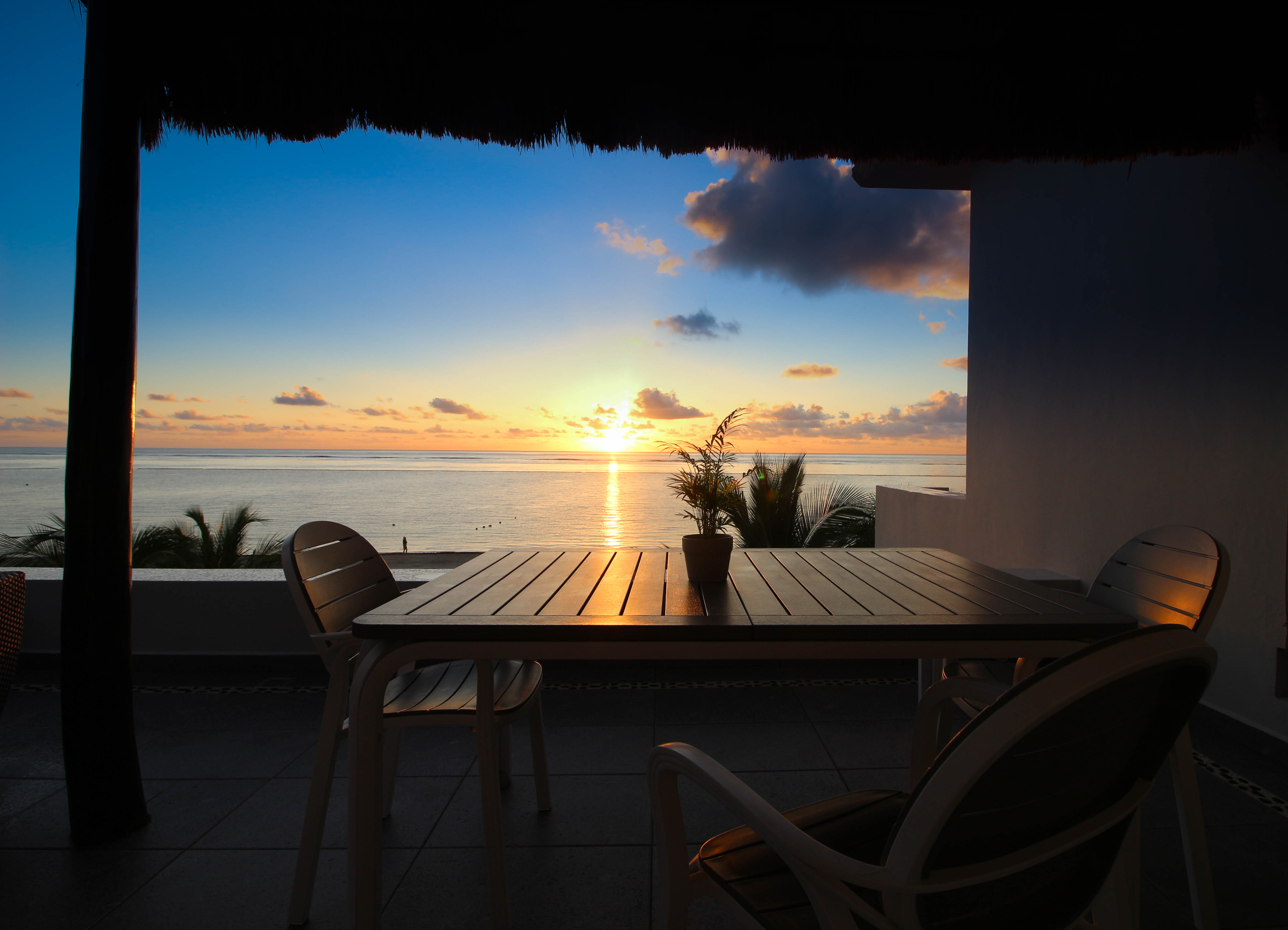Exclusive Oceanfront Rooftop Penthouse