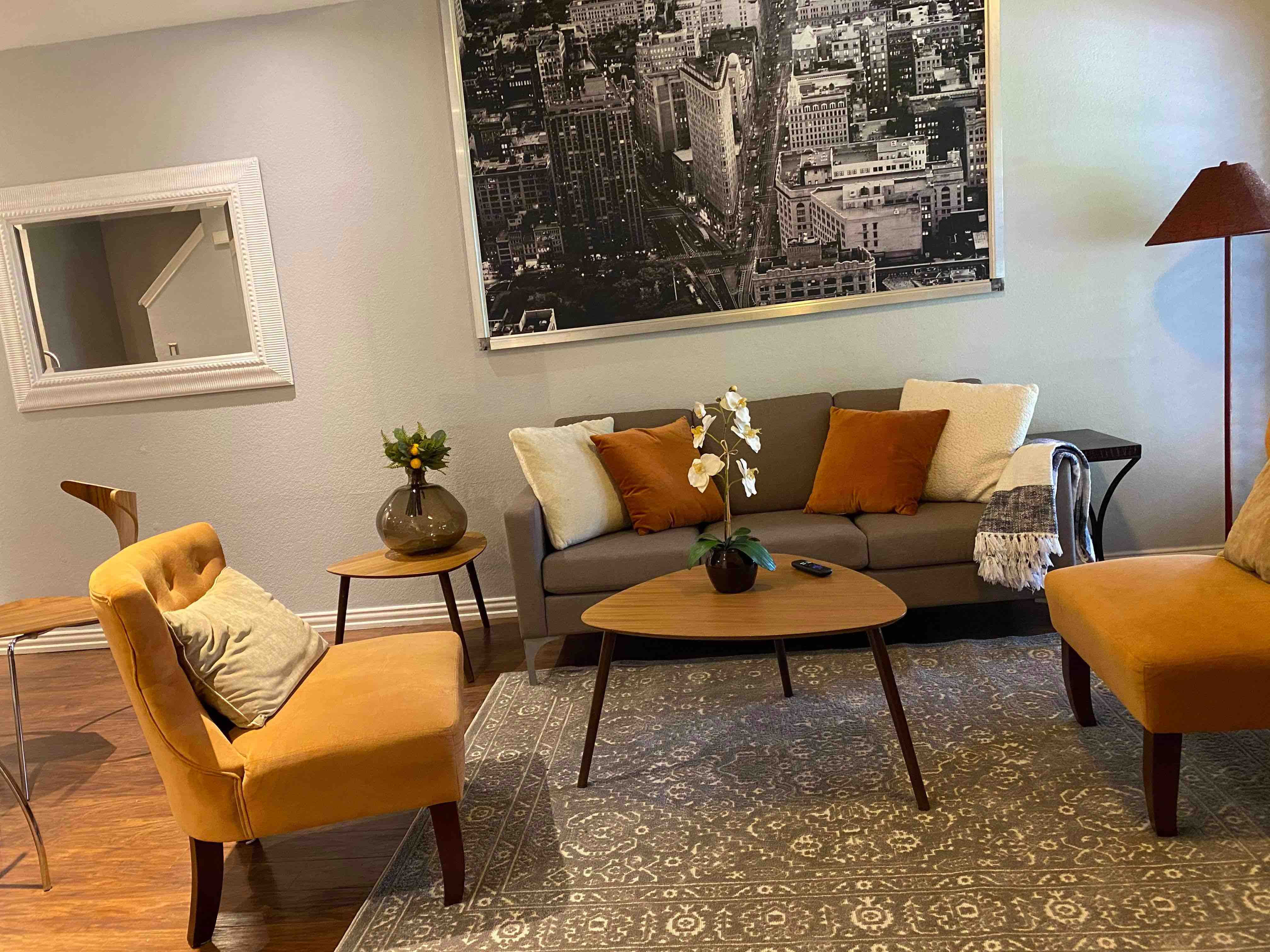 Contemporary and Spacious Condo in District 11, Dallas