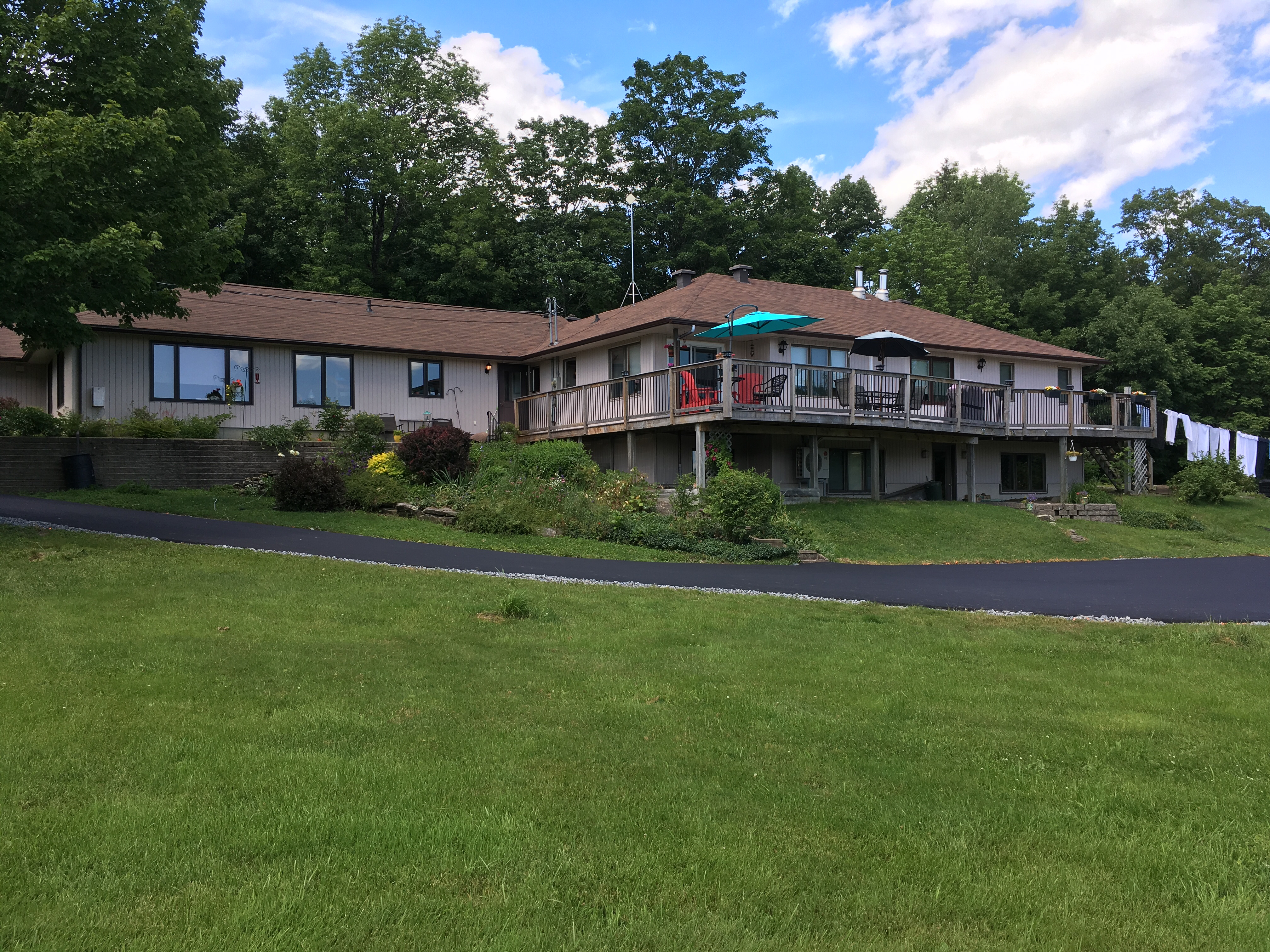 Country living near Fredericton: Red-Robin Farm in Bright, New Brunswick