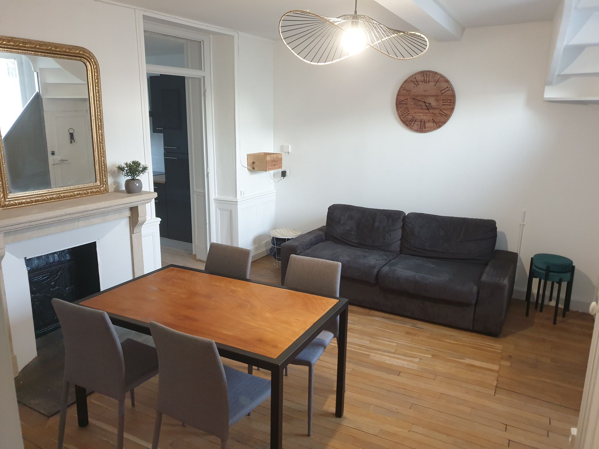 Maison Bordot, close to downtown, with land