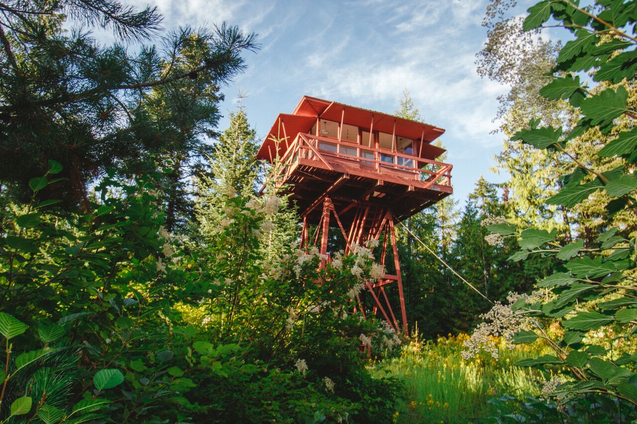 Crystal Peak Lookout 🌲 - Treehouses for Rent in Fernwood, Idaho, United  States - Airbnb