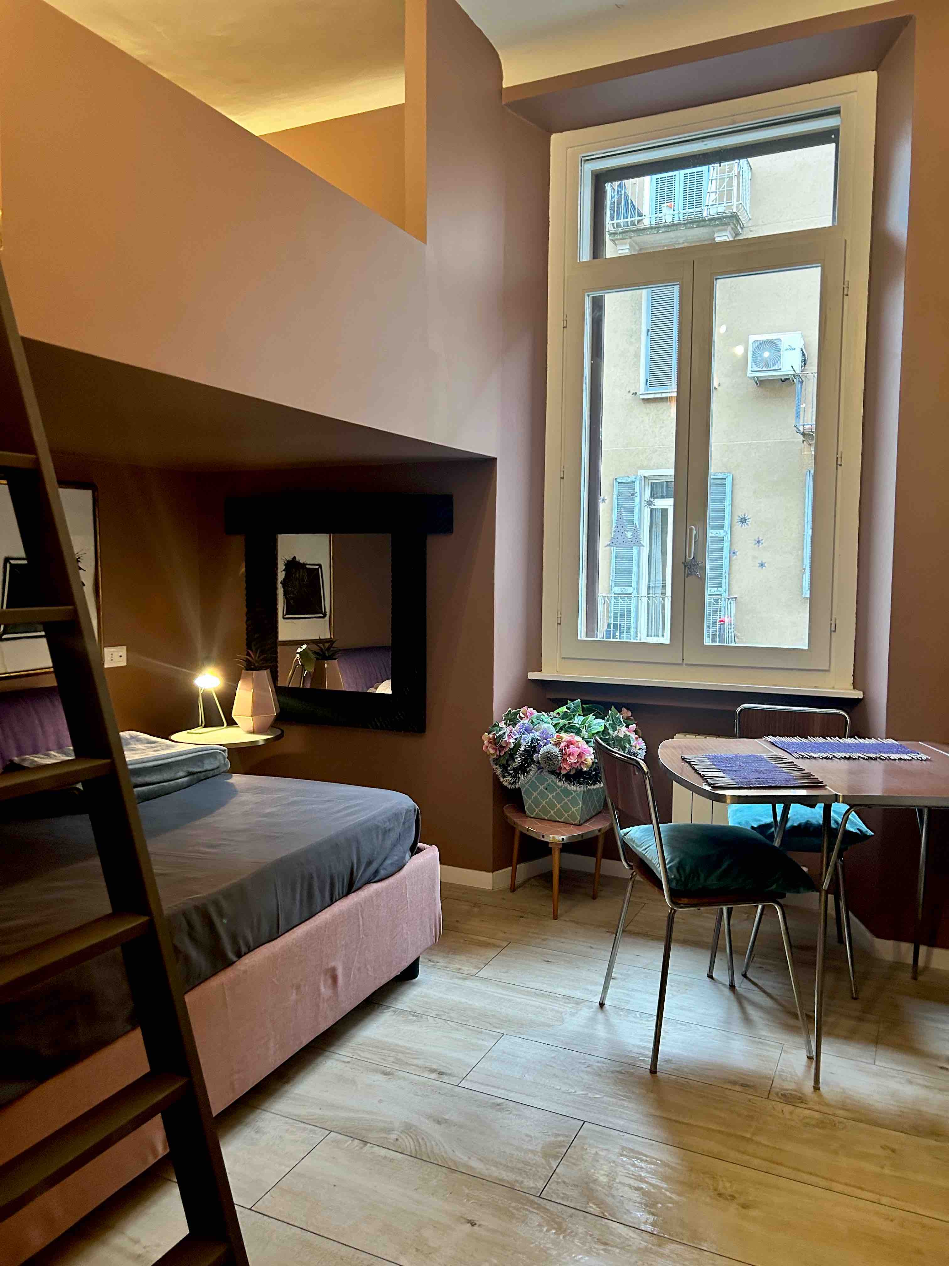 Romantic flat in the centre of the city
