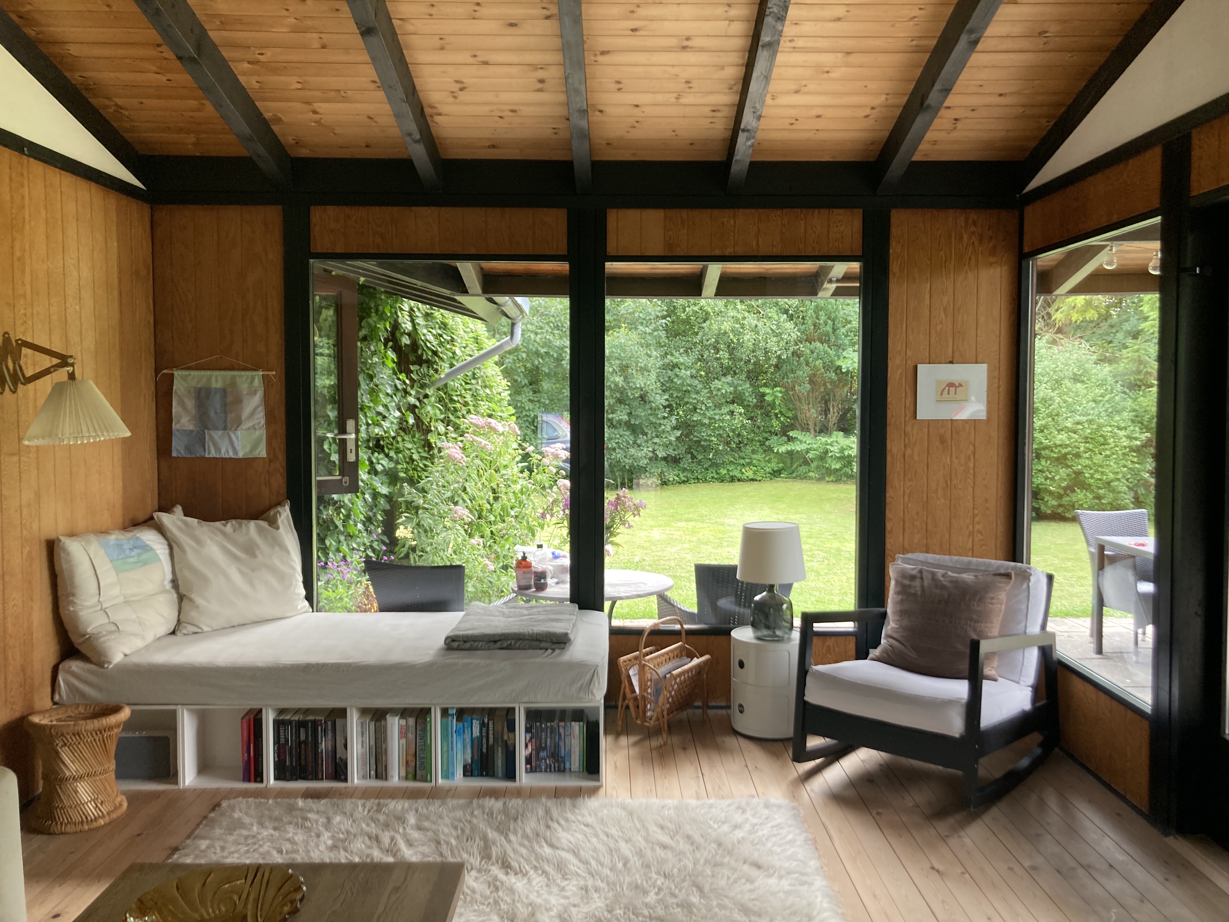 Cottage close to lovely beach