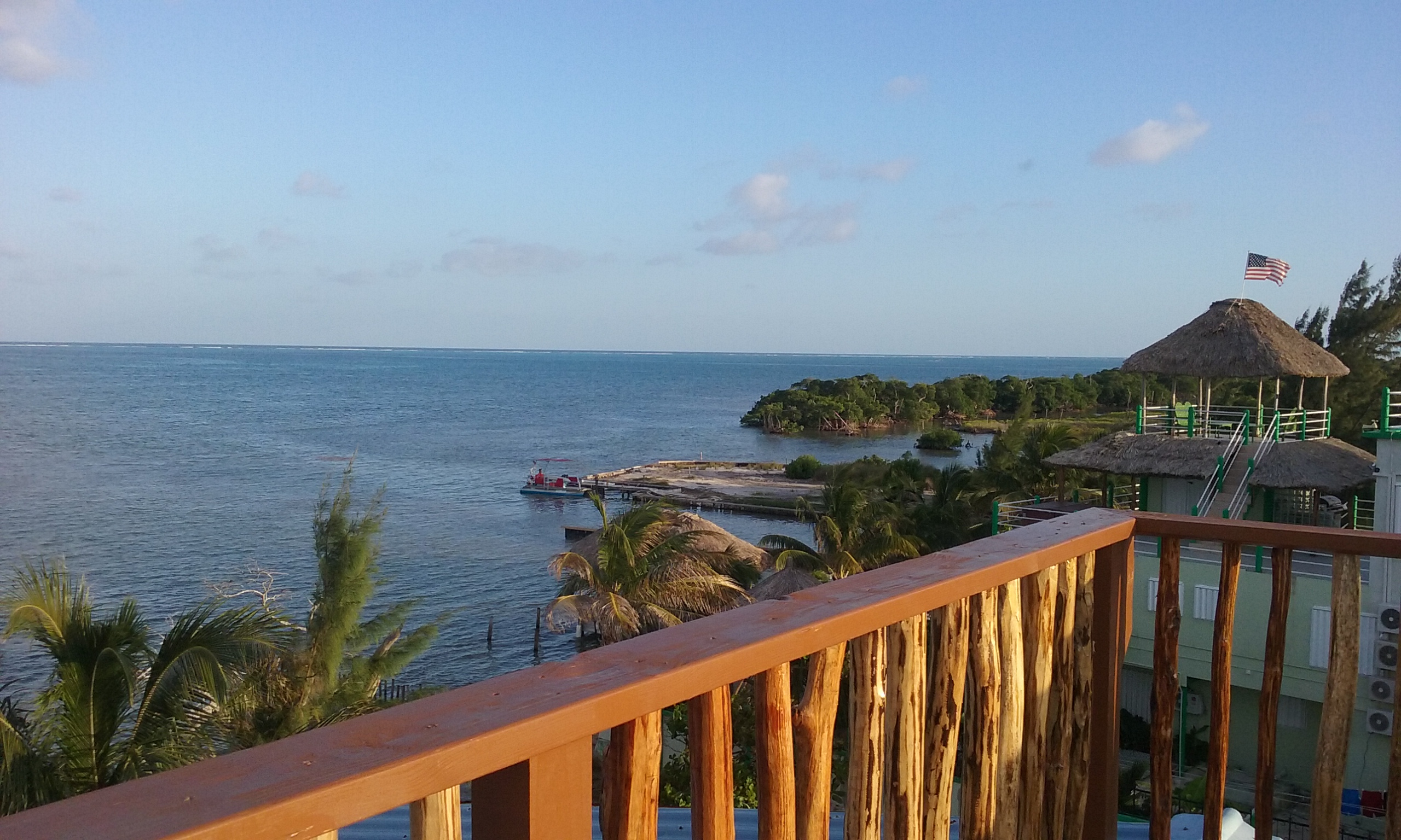 Casa Vista Gold Standard Certified Houses for Rent in Caye Caulker