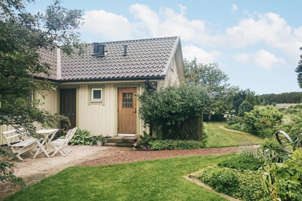 Two rooms and kitchen in Varberg Apartments for Rent in Varberg S