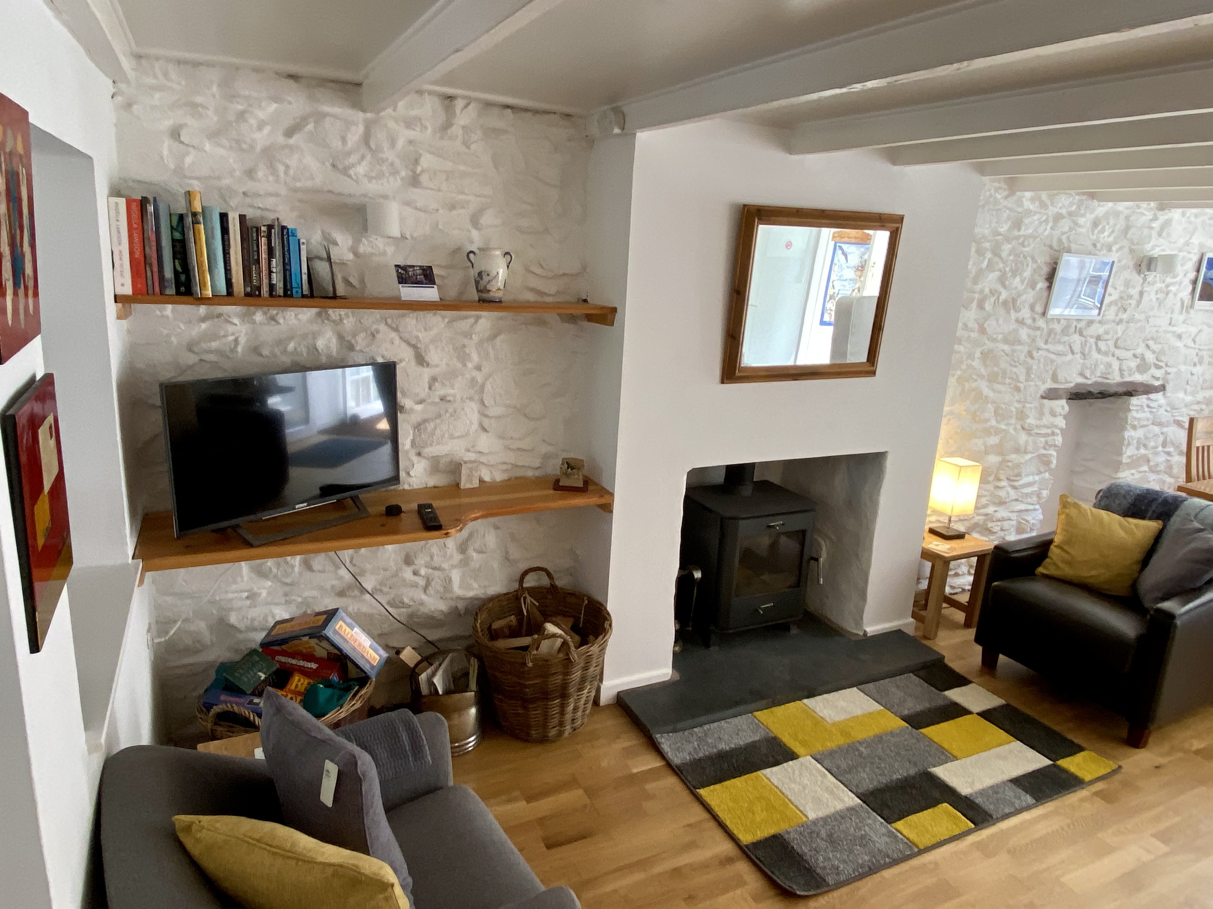 Ty Non 2 bedroom Cottage in heart of St Davids Cottages for Rent in