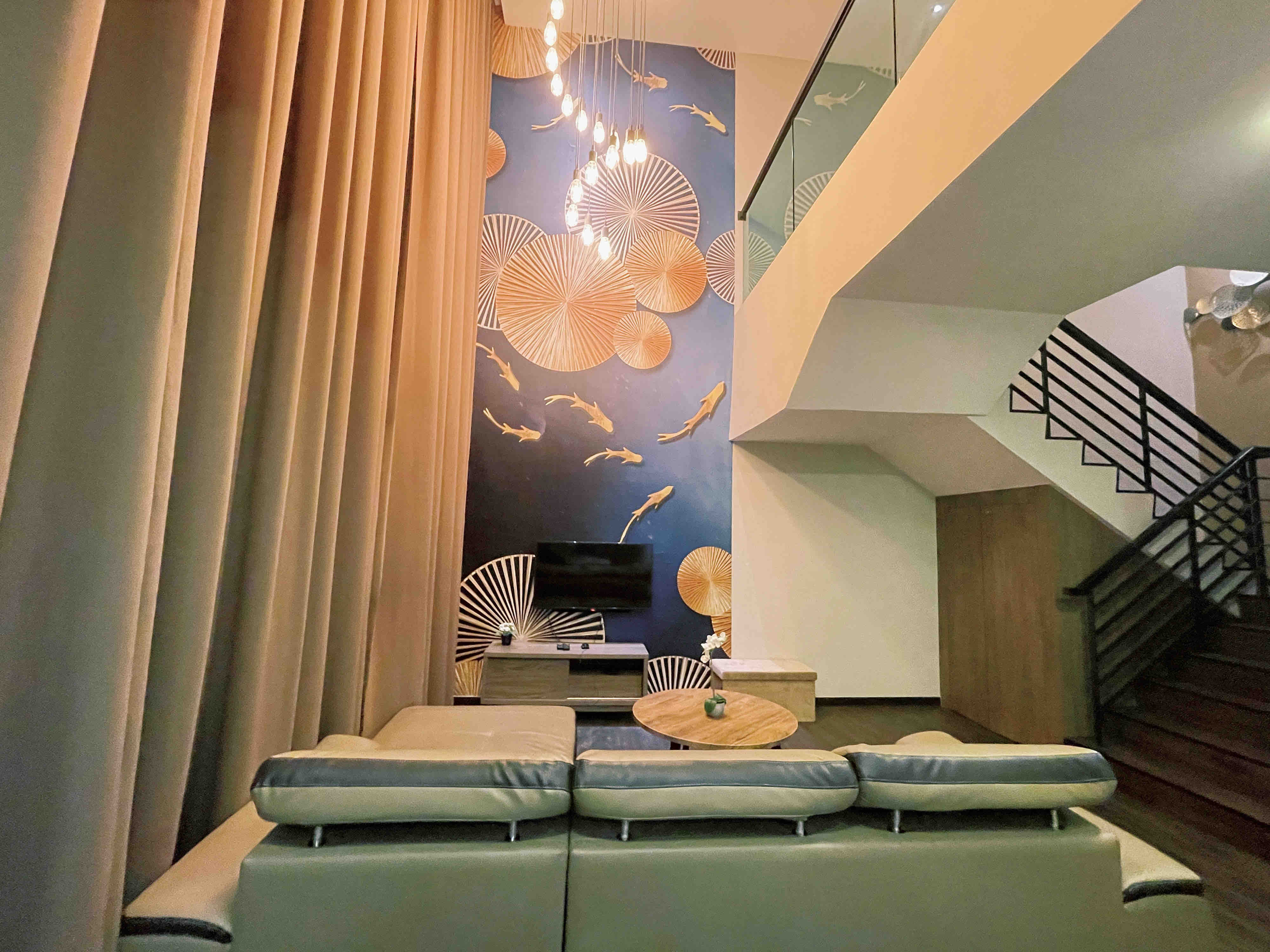 Odeon20@Golden Hills-Penthouse (Nightmarket)