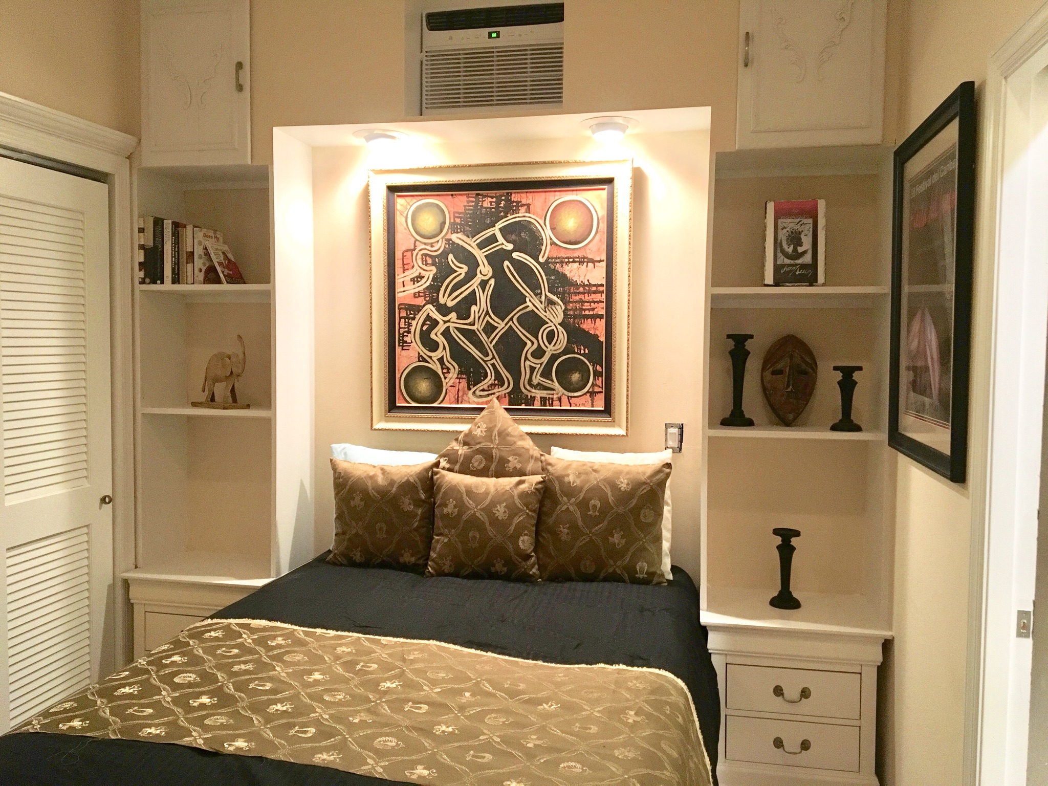 Le Boutique in Central, Newark