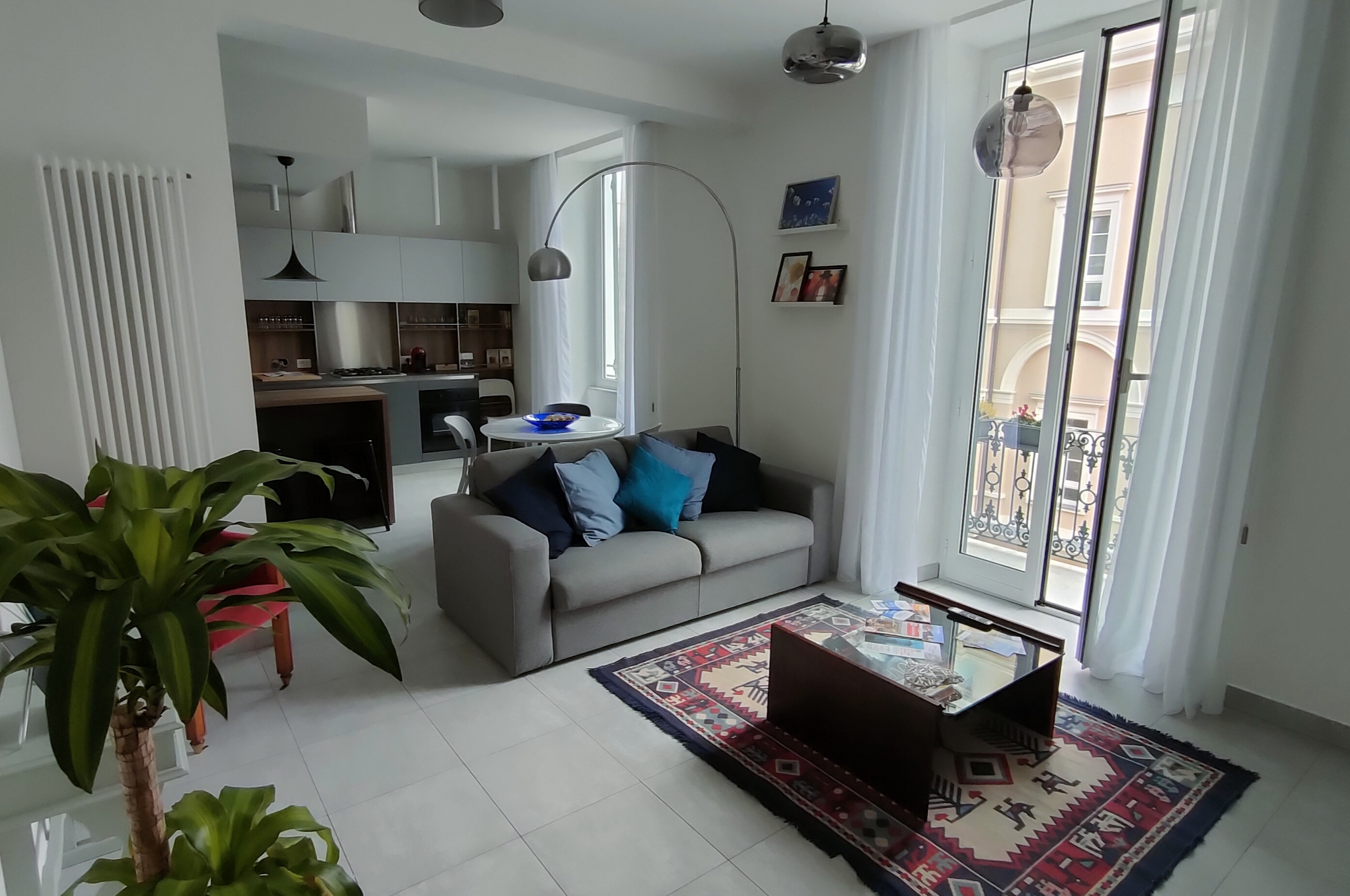 caSadiSam  comfort and style downtown