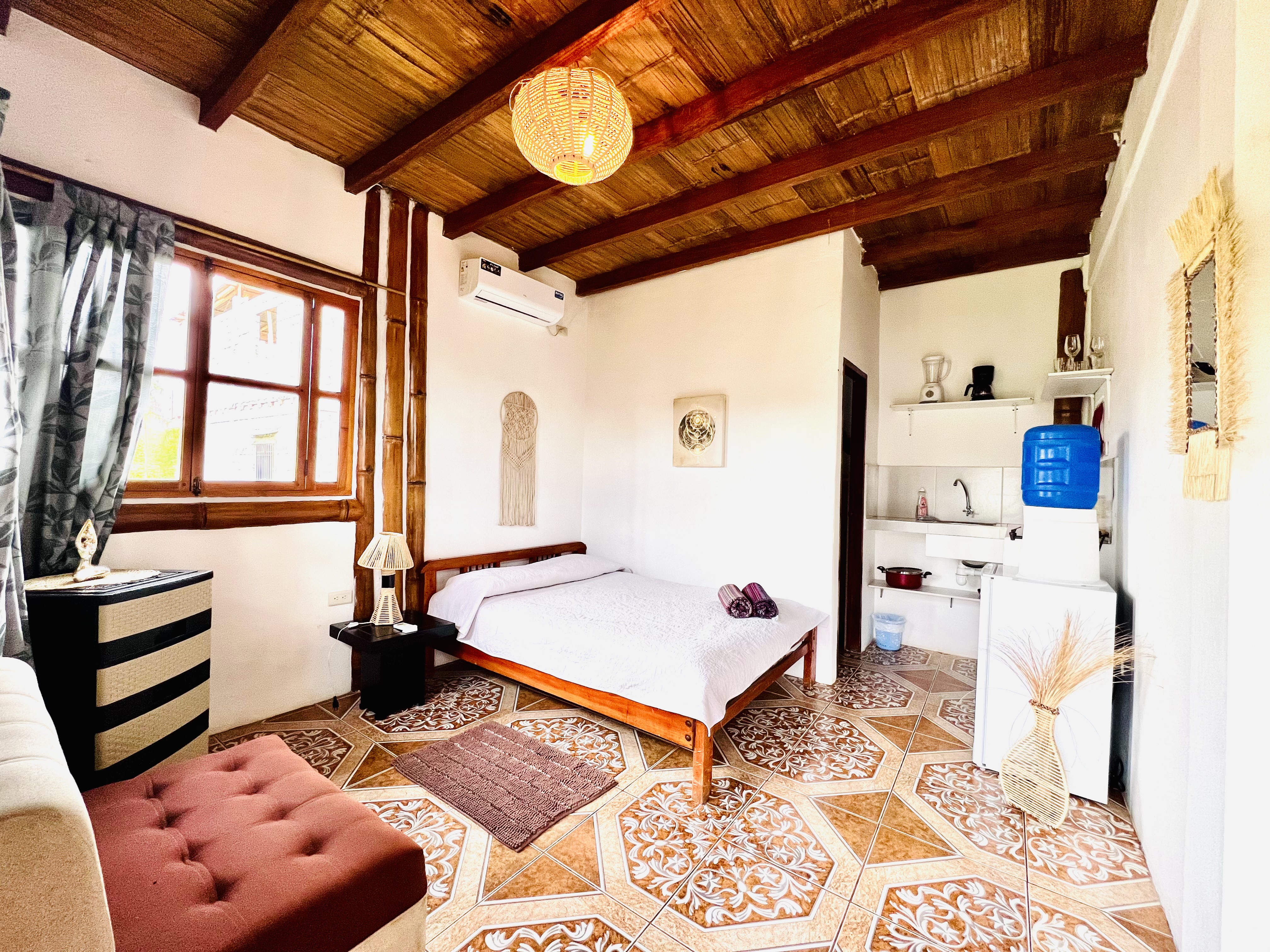 Private Beach-front Mini Studio