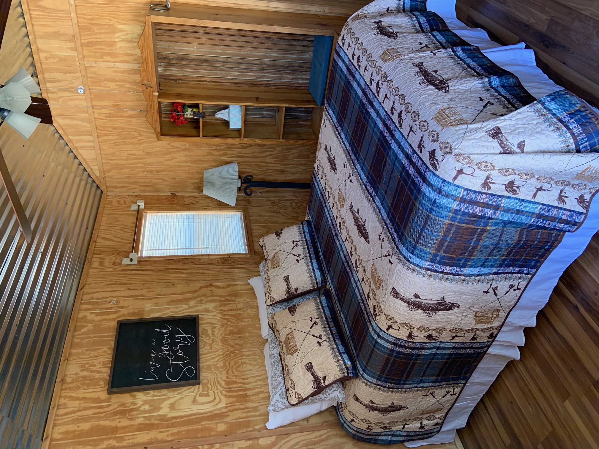River Cabin El Zocalo Cabins for Rent in Concan, Texas, United States