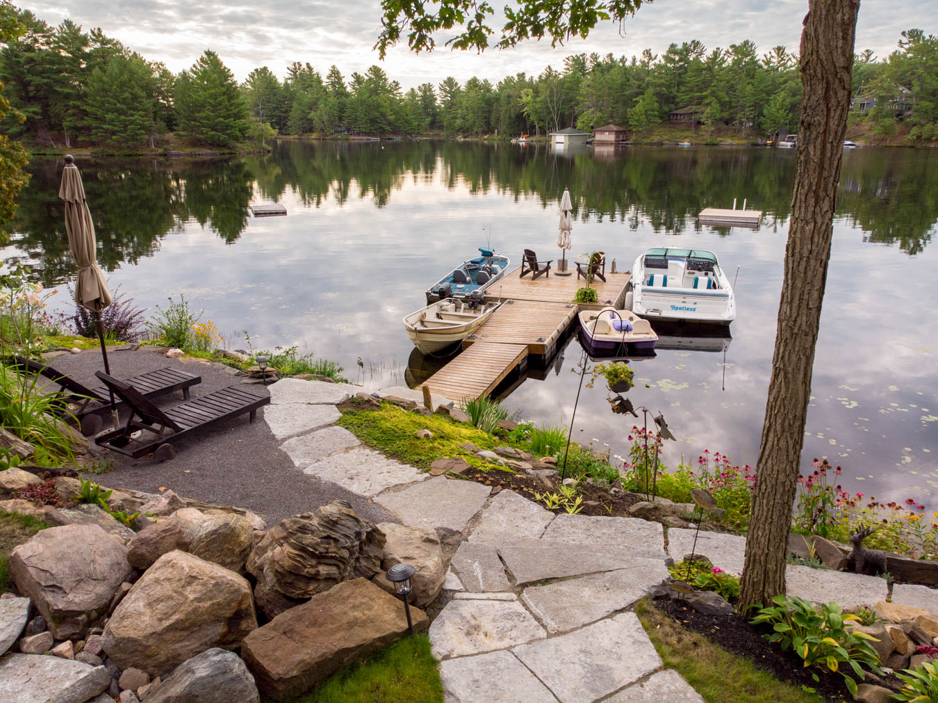 Newly built retreat unit on Stoney Lake. Guest suites for Rent in Harcourt, Ontario, Canada